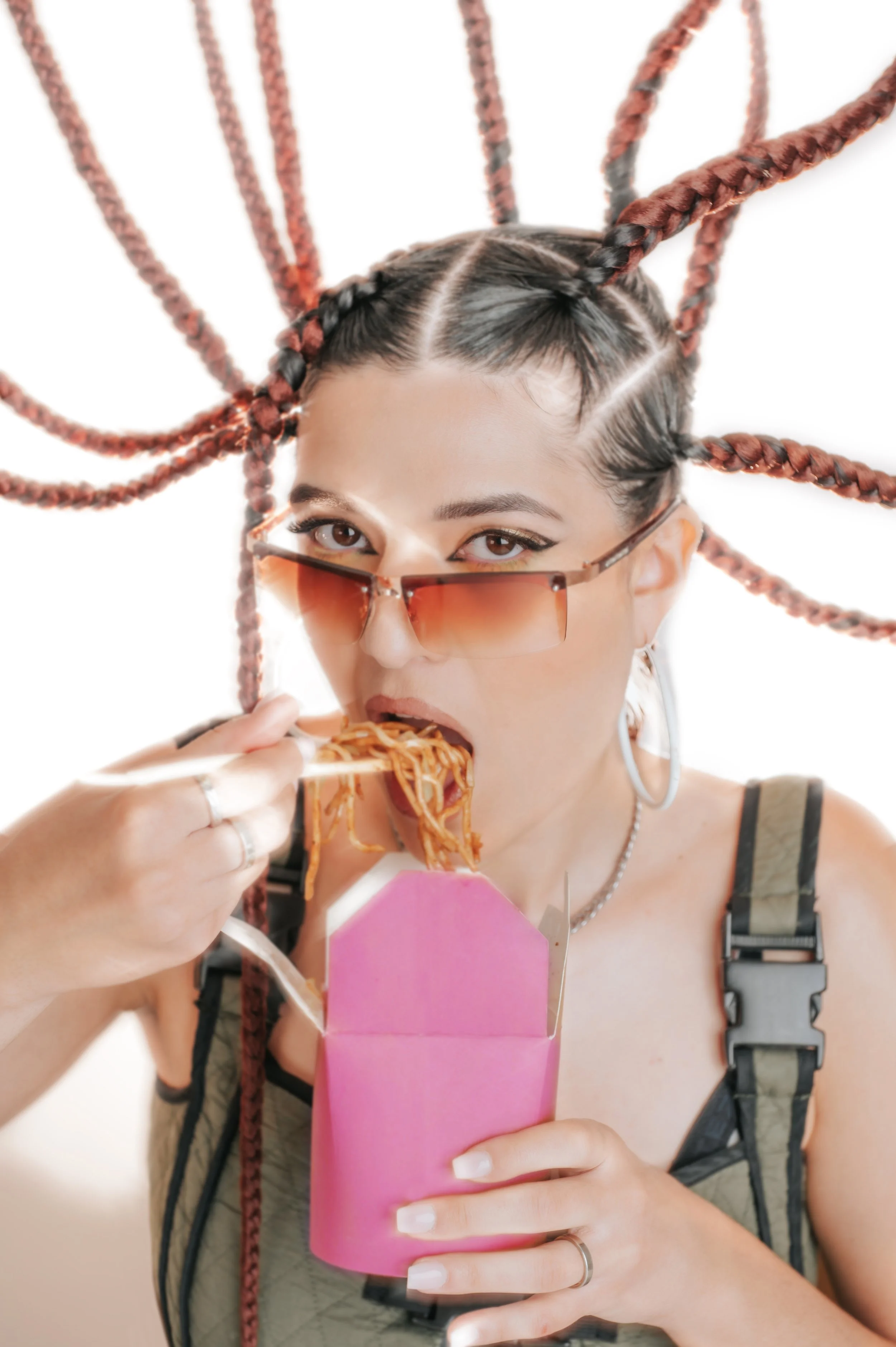 Vikkie_May23-43shineeffect copy 2.jpg