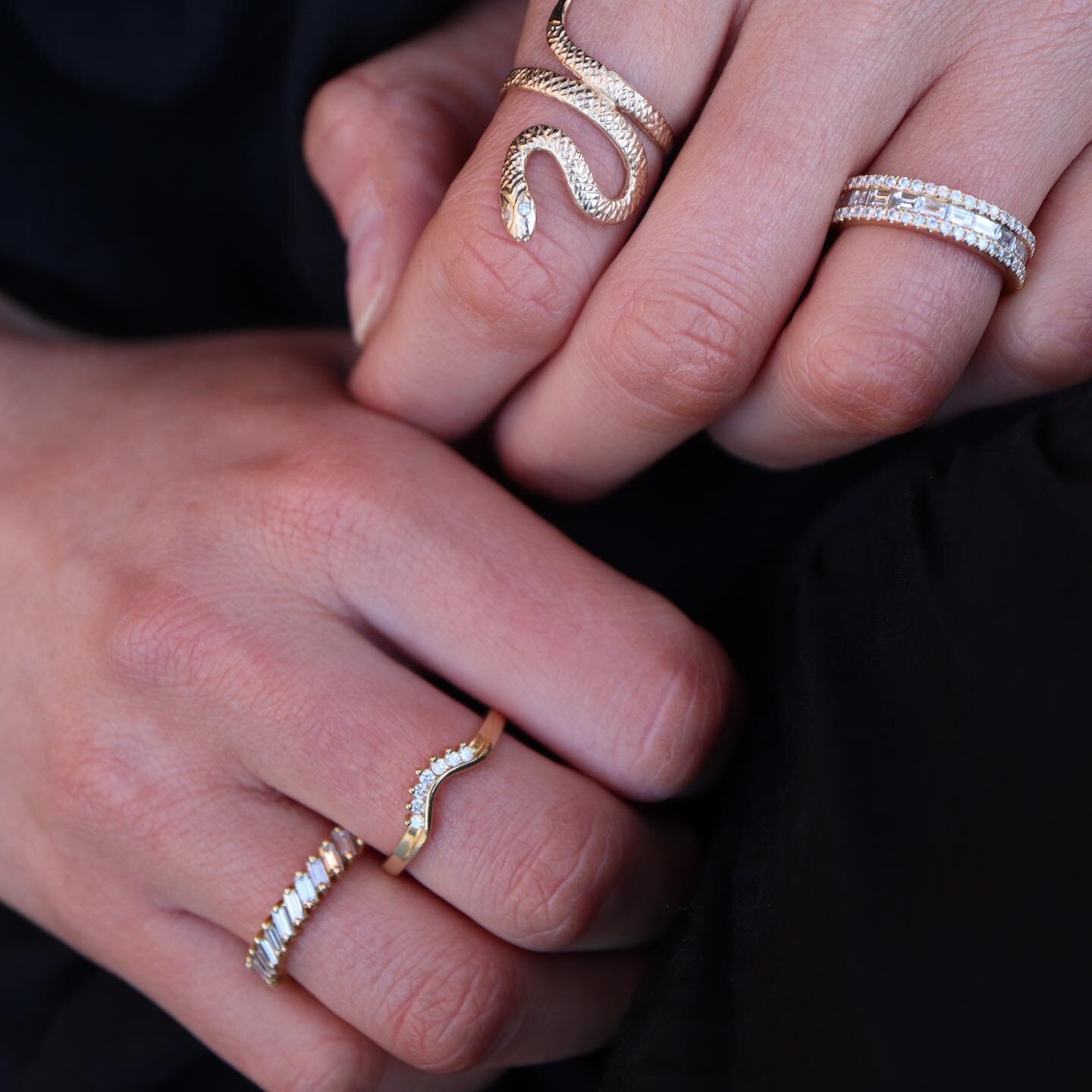 A mixture of our gold styled rings, they work beautifully together or as stand alone pieces 💛✨

 #diamond #diamonds #diamondrings #rings #ringsofinstagram #gold #jewels #jewlery #ringcollection #ringstacks #ringstack #diamondring #ringstagram #roseg