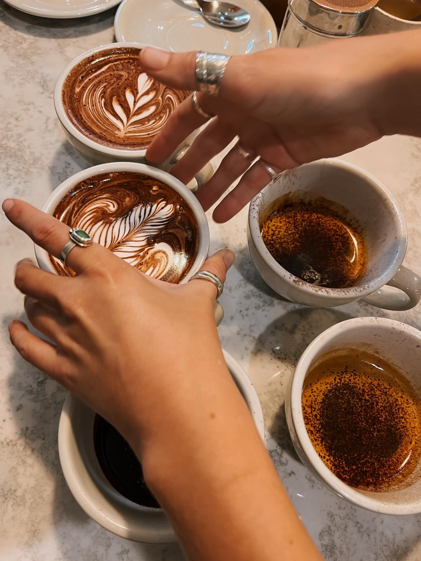 Life lately at Mrs Jones ✨

Sundays are for slowing down - coffee in hand from @5sensescoffee.

Six years in, just a husband-and-wife duo building something we love 🫶🏻

And none of it would be possible without our incredible team.

Denmark&rsquo;s 