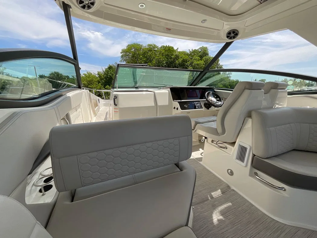 forsale_SEARAY320DA_Miami.jpg