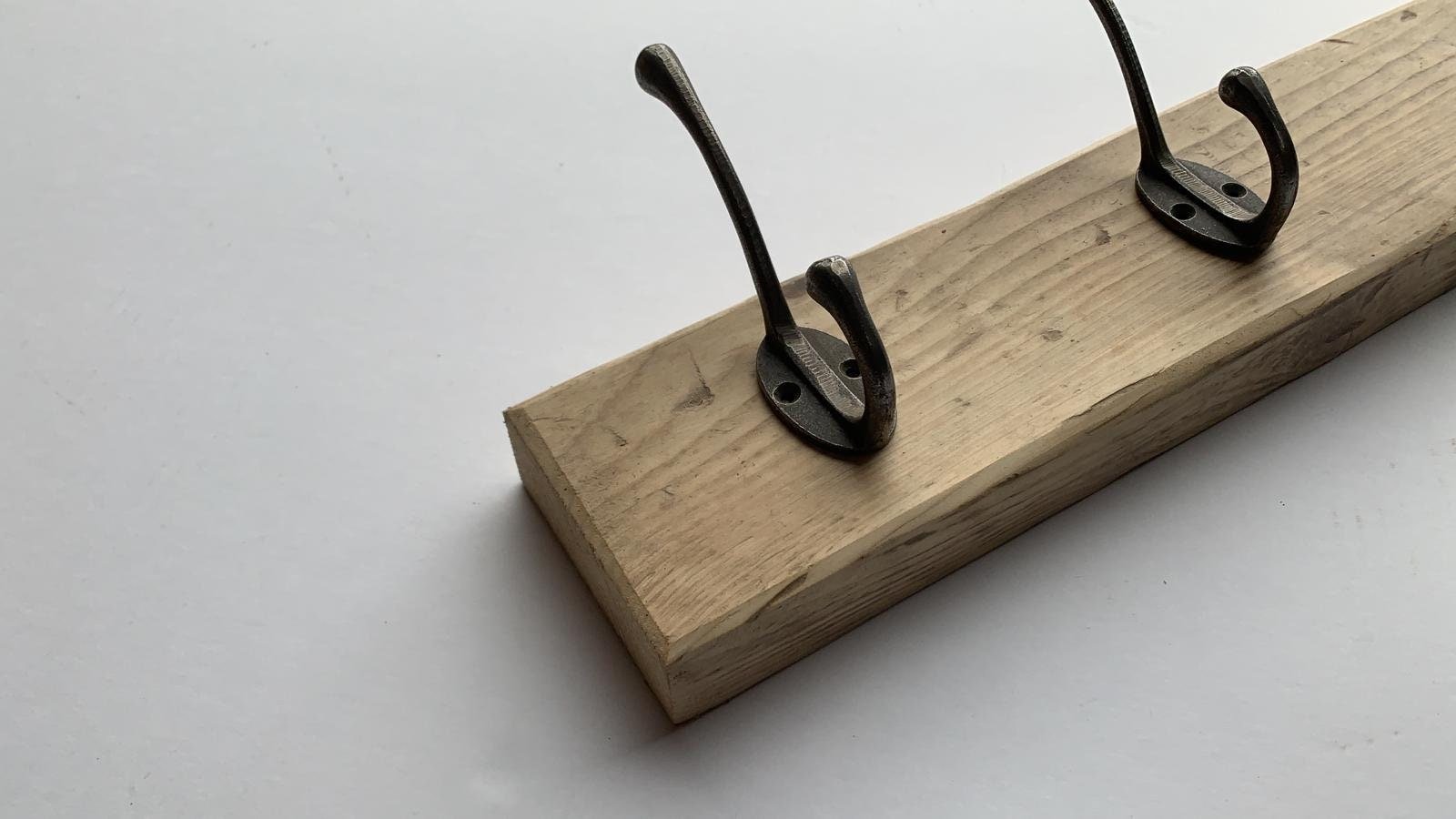 https://i.etsystatic.com/25799717/r/il/cba591/2617876608/il_fullxfull.2617876608_fdgq.jpg