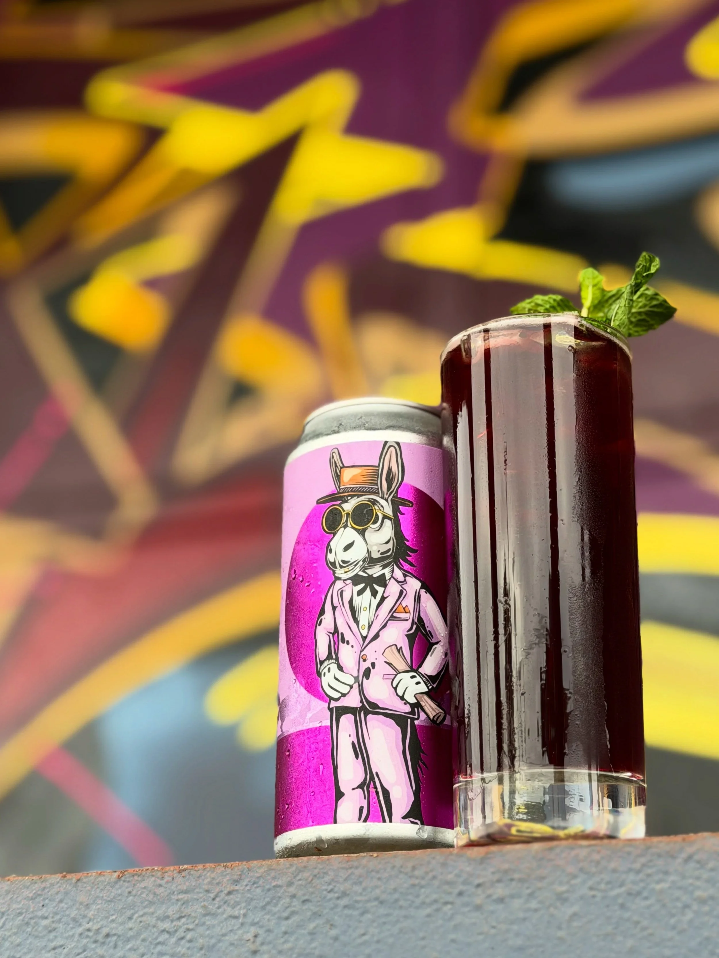 🟣THE FUN DON&rsquo;T STOP🟣
Friday(5/22)

🫏Blackberry Mule🫏
BA Gluten Free Sour &ndash; 8%

We had the pleasure of tasting some of @Tacticalbrewing&rsquo;s cocktail themed GF Sours at the Corn Maze Beer Fest last year, and we were absolutely blo