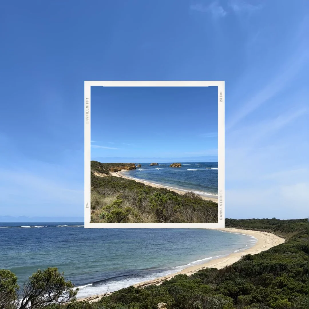 What a beautiful coastline we have! ⁠
#Livemusic #Livemusicbrisbane #Music #Acousticmusic #Livelooping #Loopingartist #Musician #Musicianlife #Brisbane #brisbanecity #picoftheday #songoftheday #beeroftheday #guitar #acousticguitar #gigoftheday