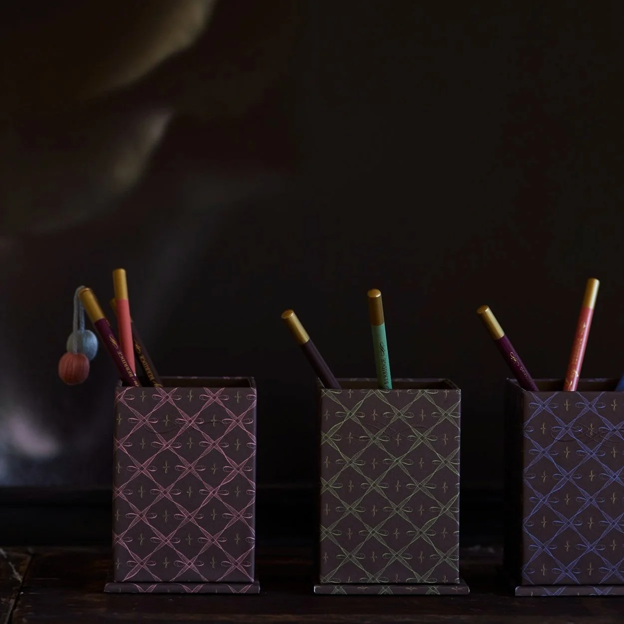 LucyBerridgeInteriors-Lifestyle23-PencilPots272dpi.jpg