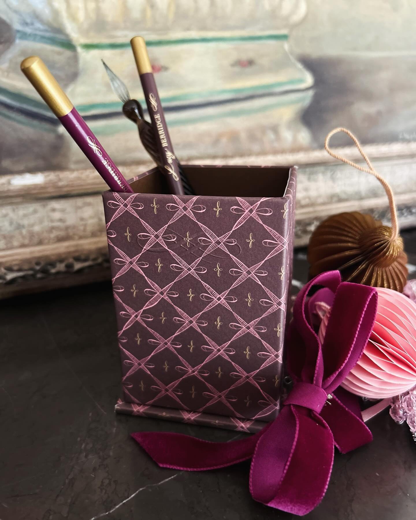 B L A C K  F R I D A Y  S A L E 🖤

Our delightful pen pots in our RIBBON design are flying out the door, make sure you get yours soon using our AMAZING BLACK FRIDAY DEAL

Head to our website www.lucyberridge.com and fill in the code BFS20 at the che
