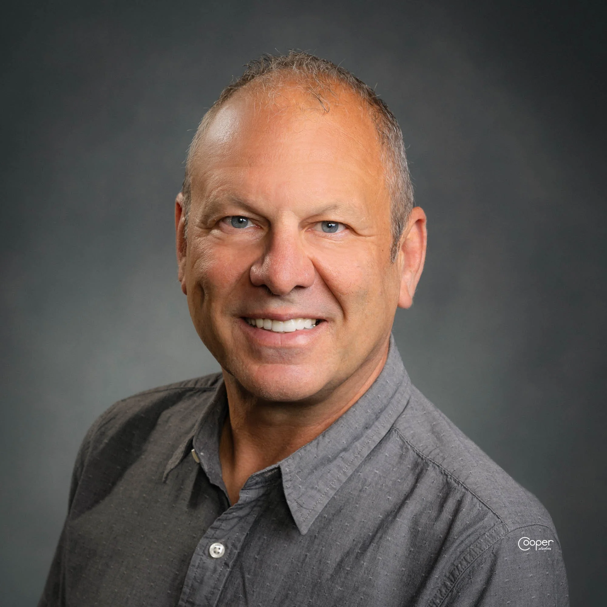 Mark Nault - Miembro Asociado de la Junta Directiva