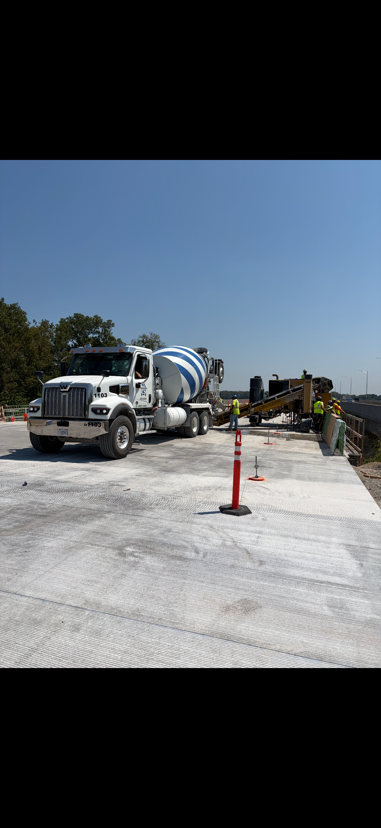 Kienstra Illinois Granite City concrete truck working on the I-270 bridge