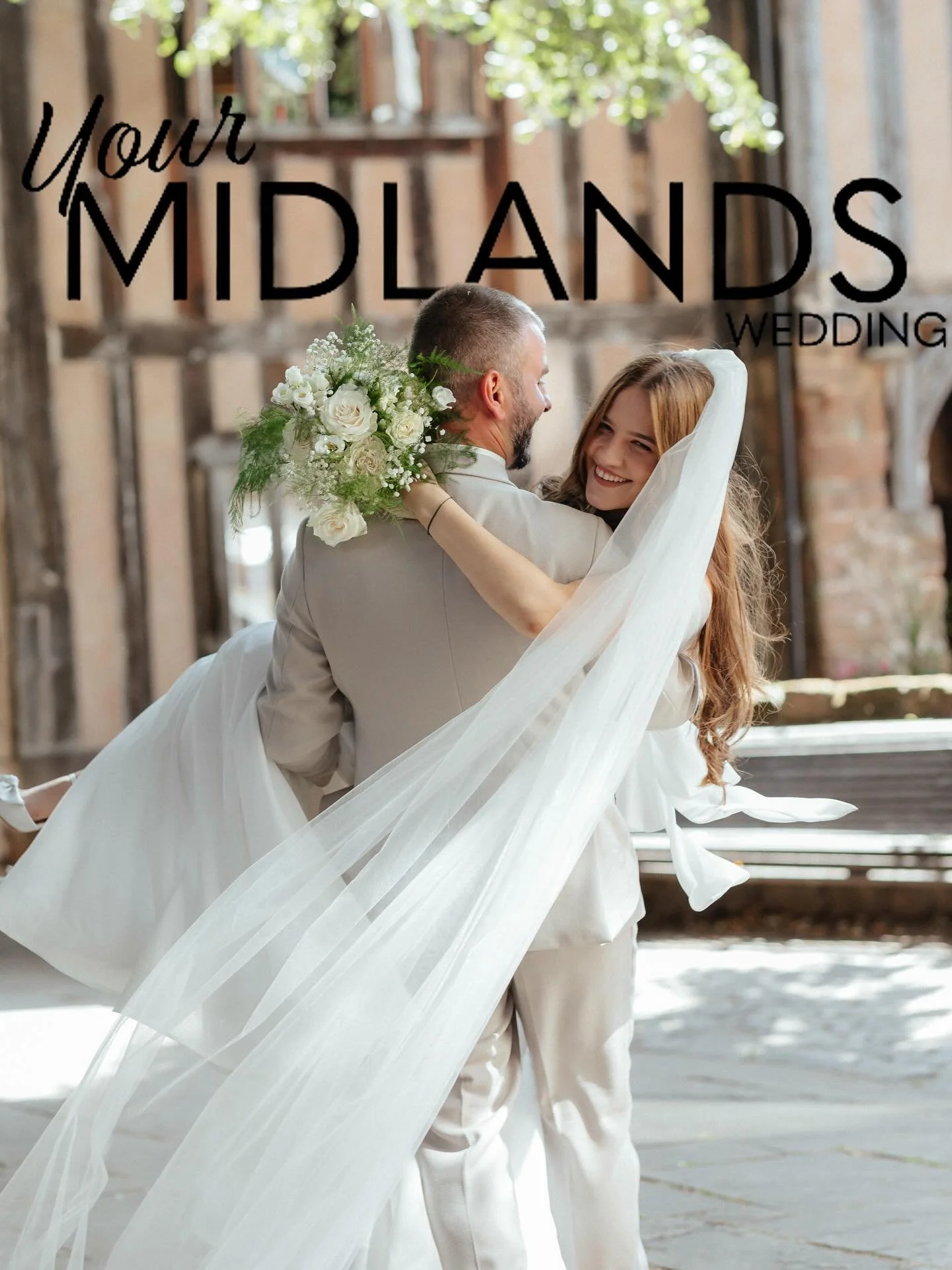 My first time seeing my work in a magazine and I couldn&rsquo;t be more thrilled that it&rsquo;s being used to show case the wonderful @cheylesmoremanor1320 with my amazing couple E&amp;S 🥰 I set myself a little goal this year to get my work publish