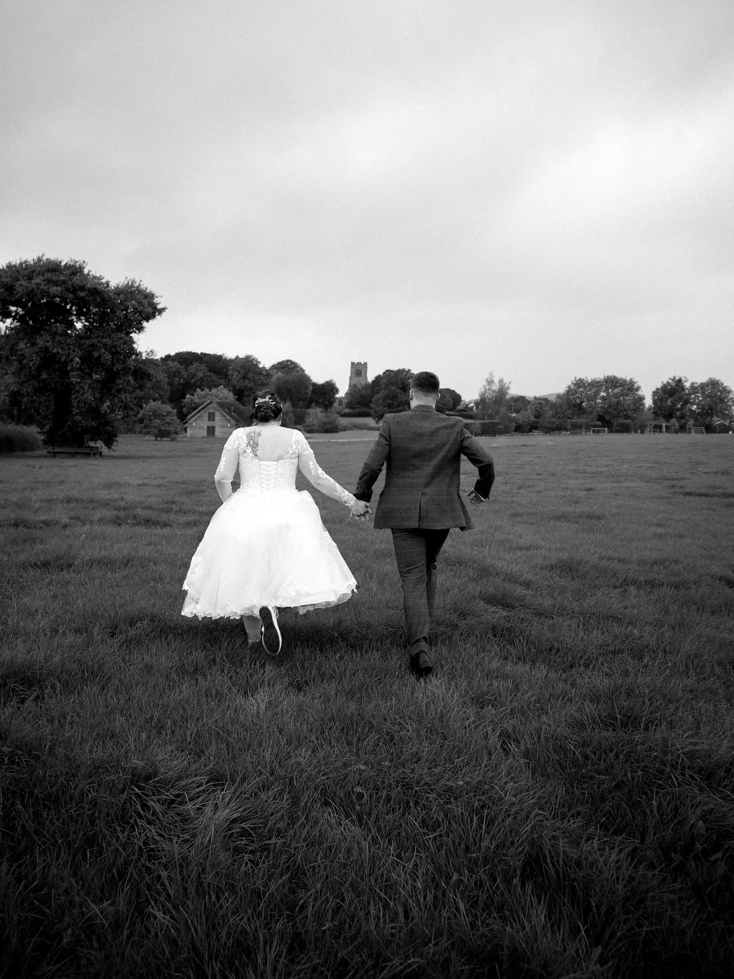 C&amp;C🥰
Kidderminster
20/09/2025

Dress: @wed2b 
Suit: @suitdirectuk 
Venue: @rock_village_hall_weddings 

#warwickshirewedding #warwickshireweddingsuppliers #warwickshireweddingphotographer #midlandsweddingphotographer #midlandswedding #weddingpho
