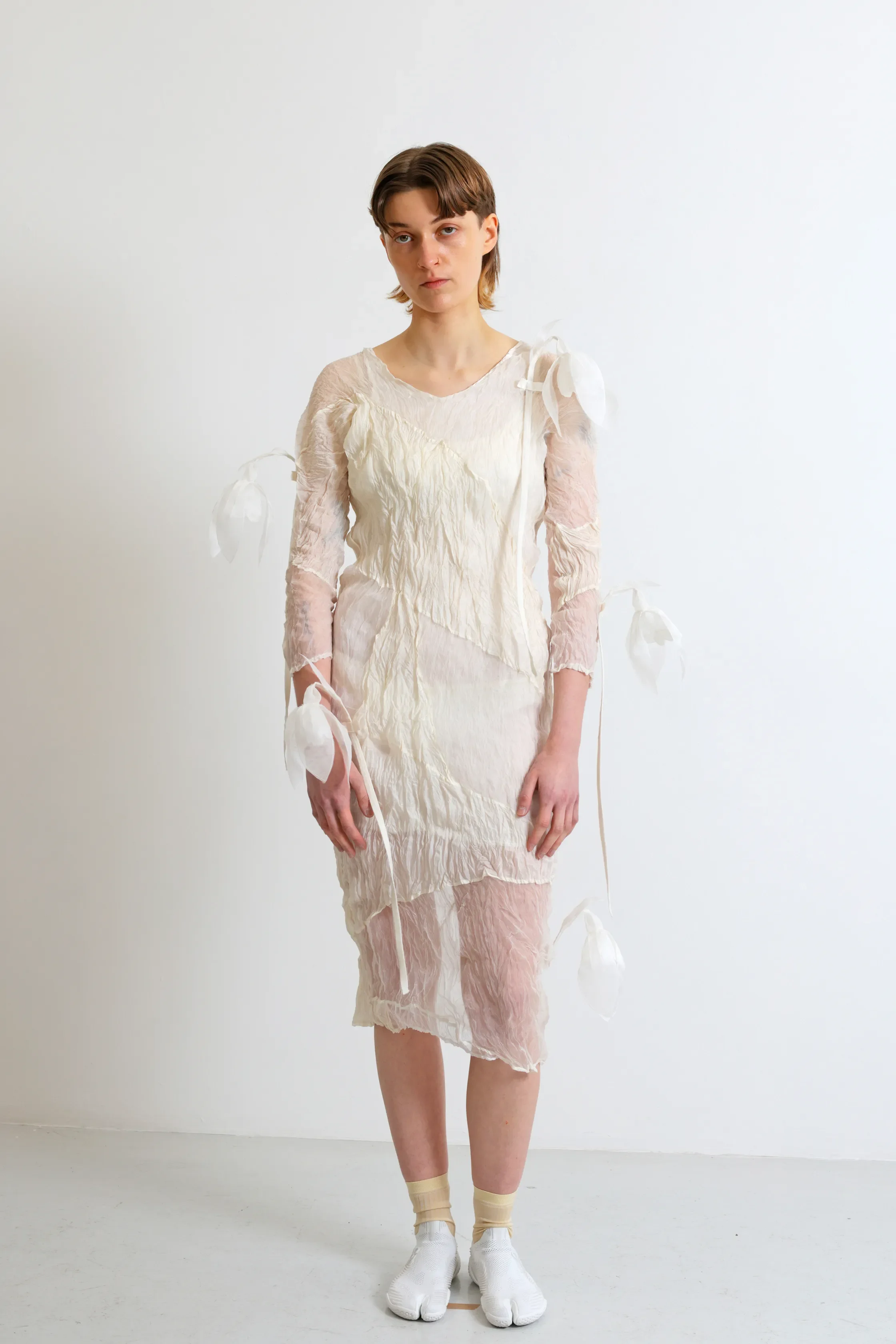 00001-phoebe-english-fall-2026-ready-to-wear-credit-brand.jpg.webp