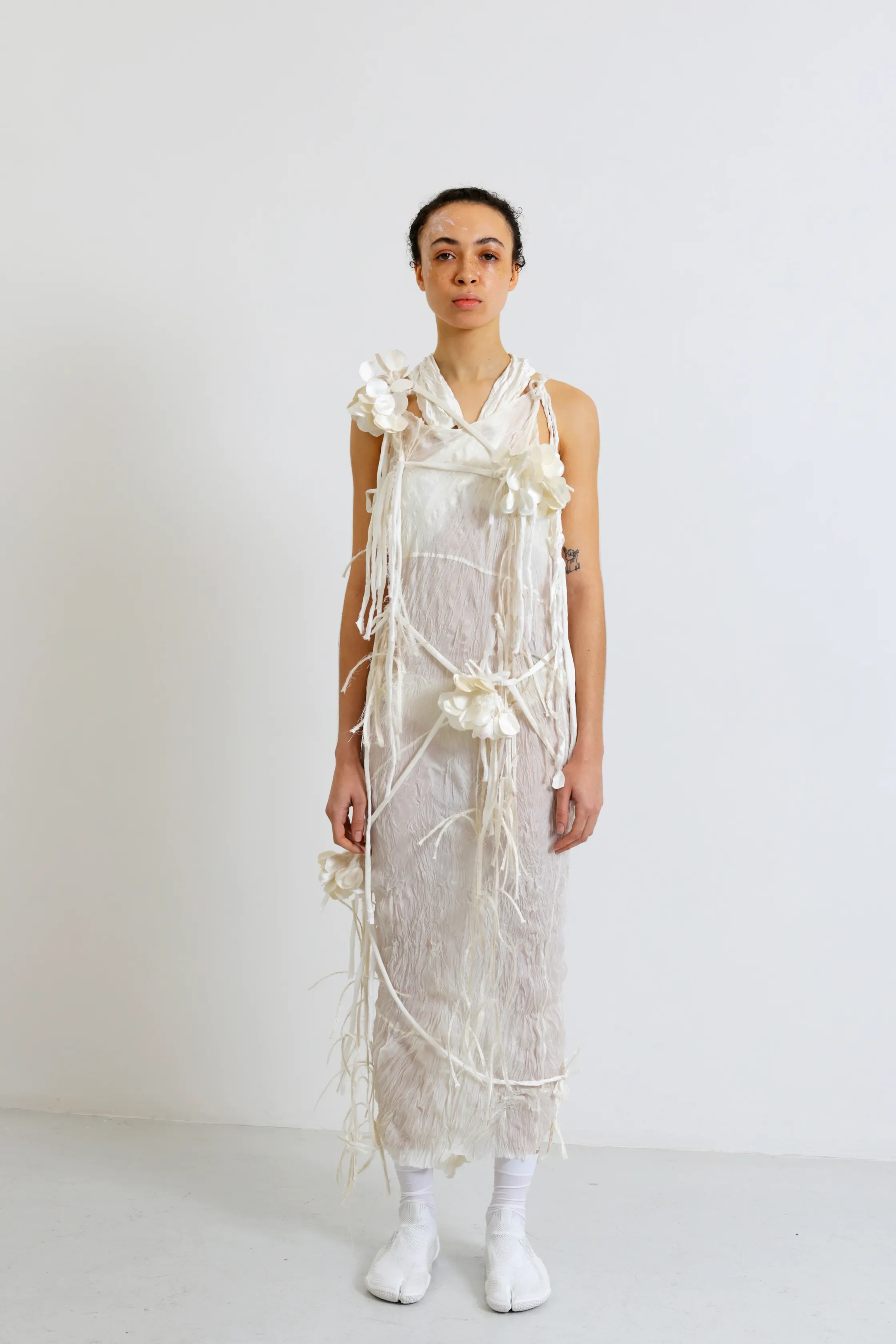 00008-phoebe-english-fall-2026-ready-to-wear-credit-brand.jpg.webp
