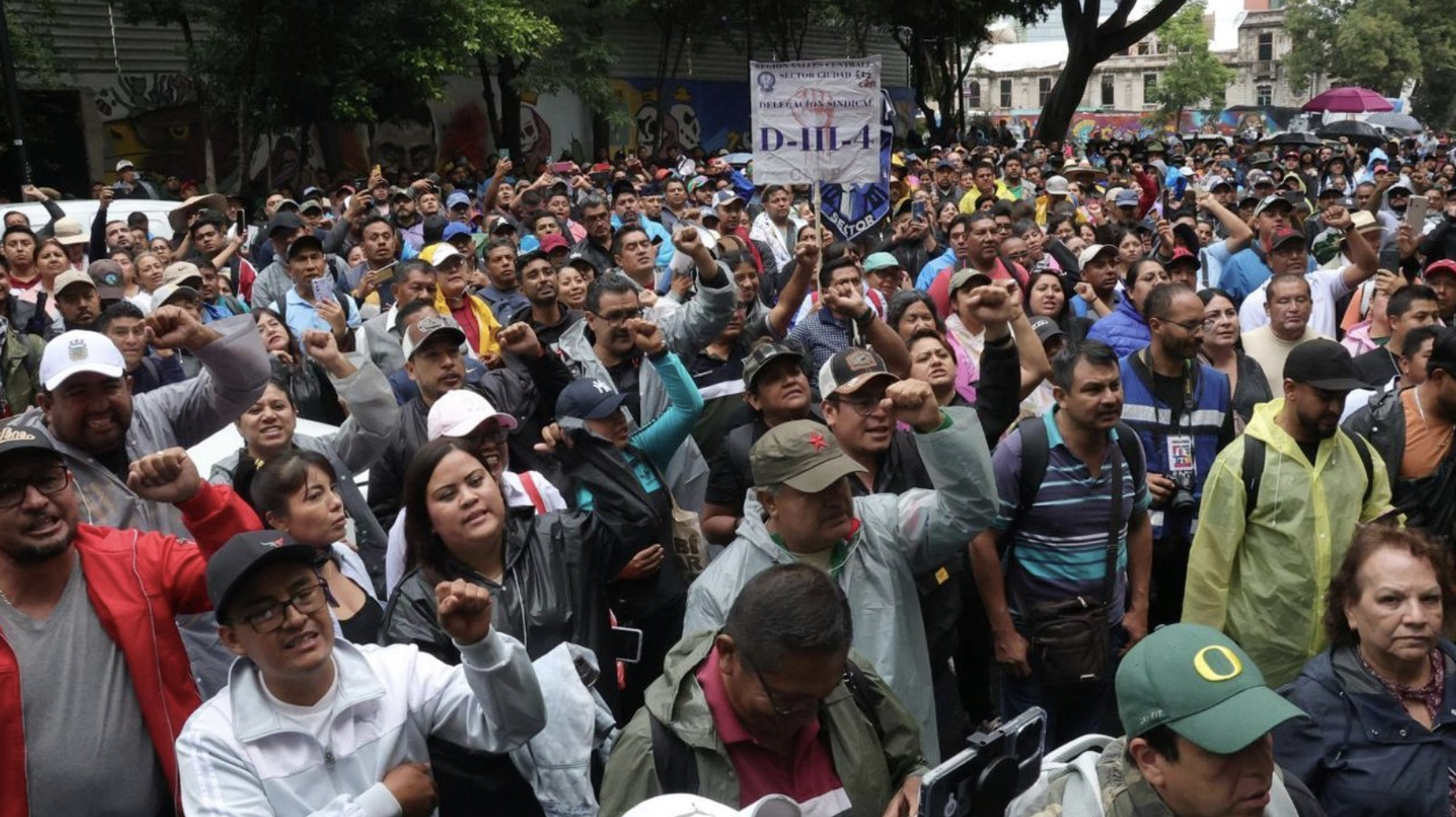 Sheinbaum descarta reunirse por ahora con la CNTE ante continuidad de protestas