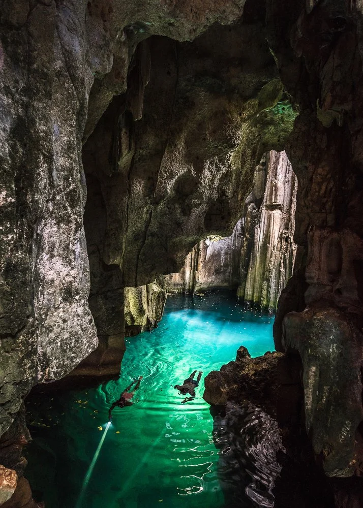TurtleIsland-Cave-Excursion_1000.jpg