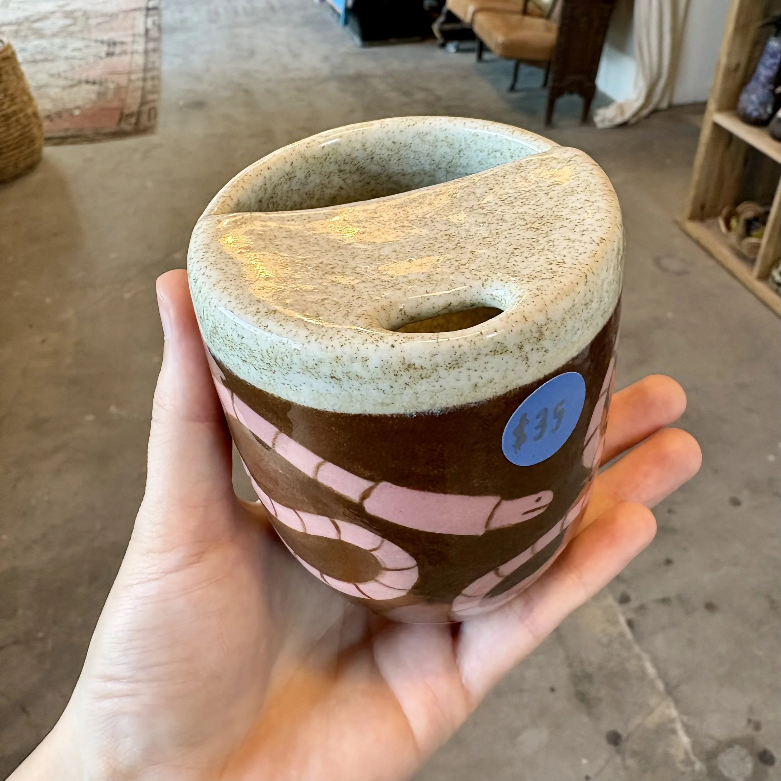 Cortado Cup with Worm Design