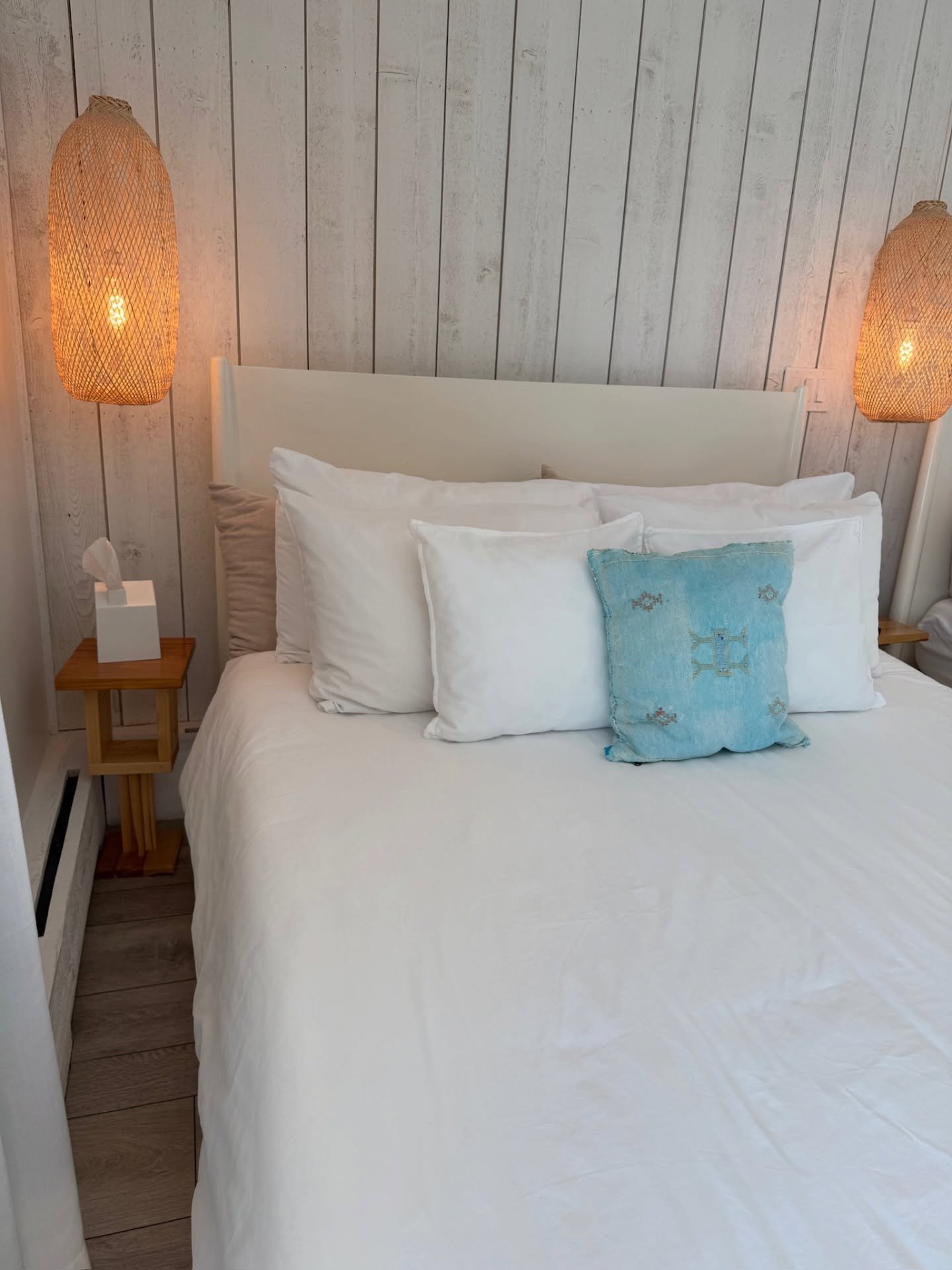 Drift into coastal comfort.
