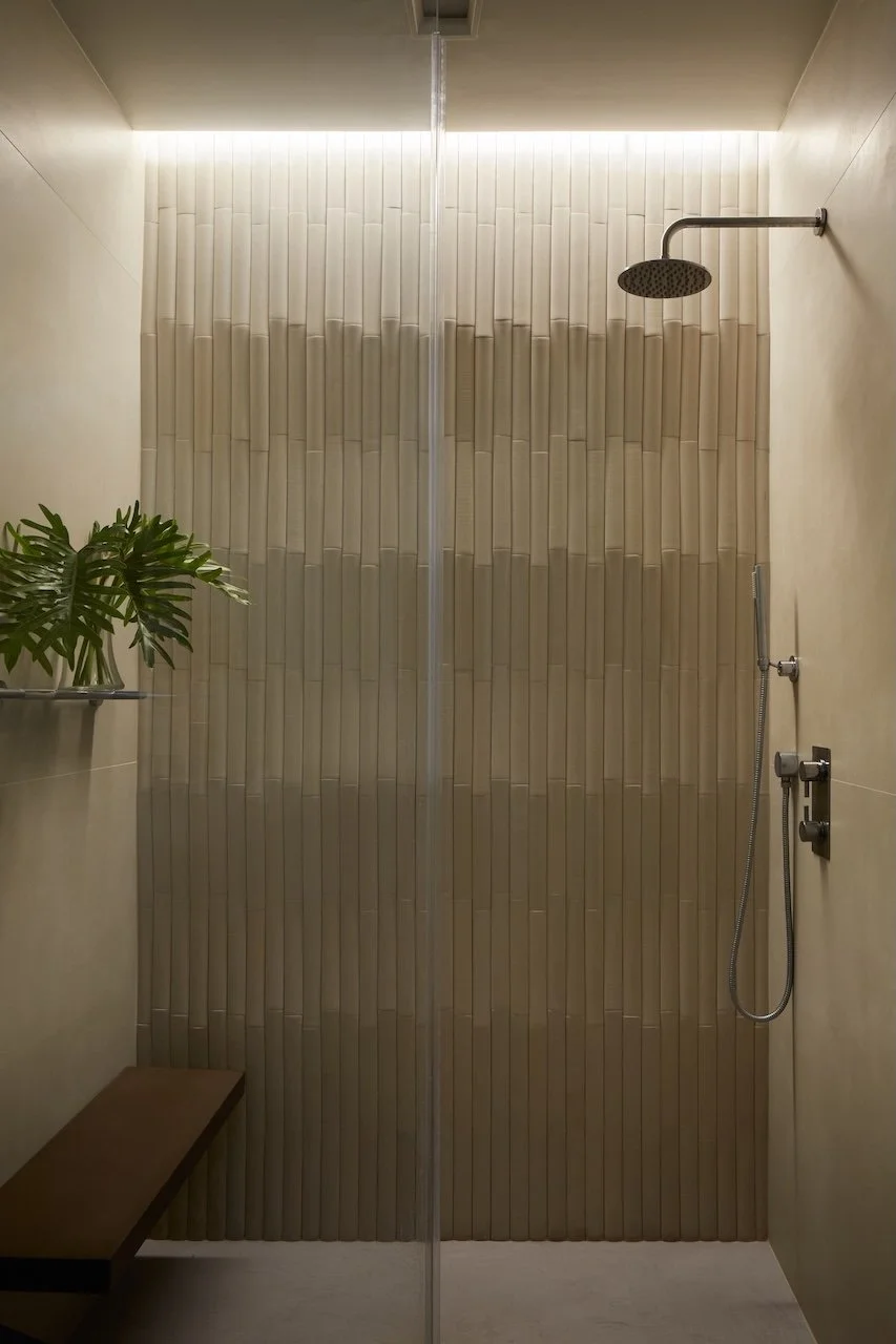 12 - Shawnee Guest Bath 2.jpg