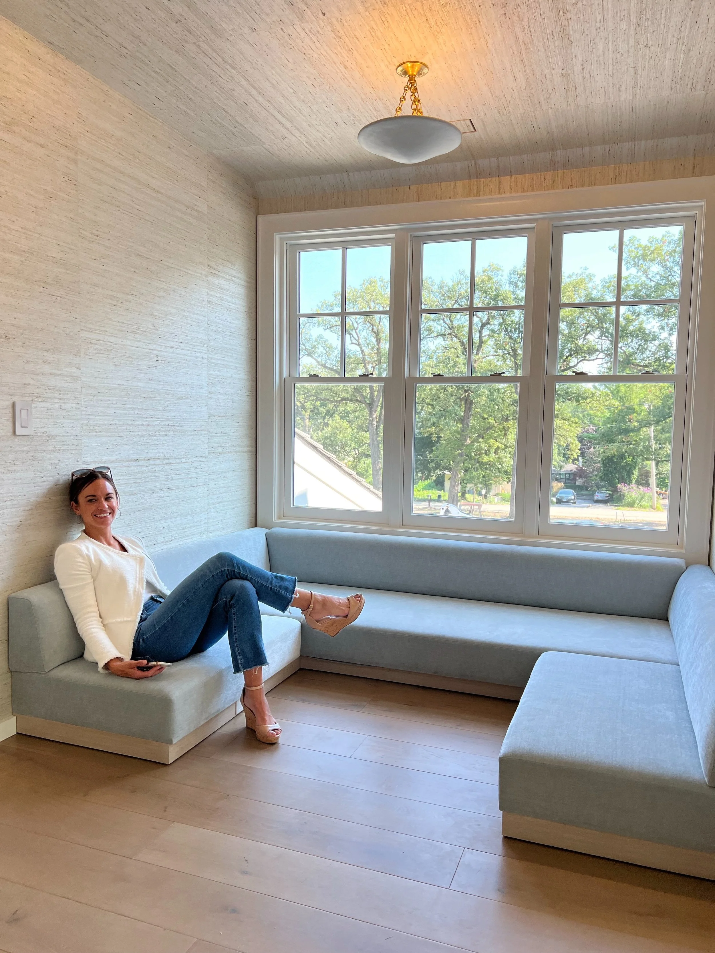 Insert Human for Scale.
(It&rsquo;s a technical term.)

#designprocess 
#chicagointeriodesigner 
#customhomes
#architecturalinteriors 
#residentialinteriordesign