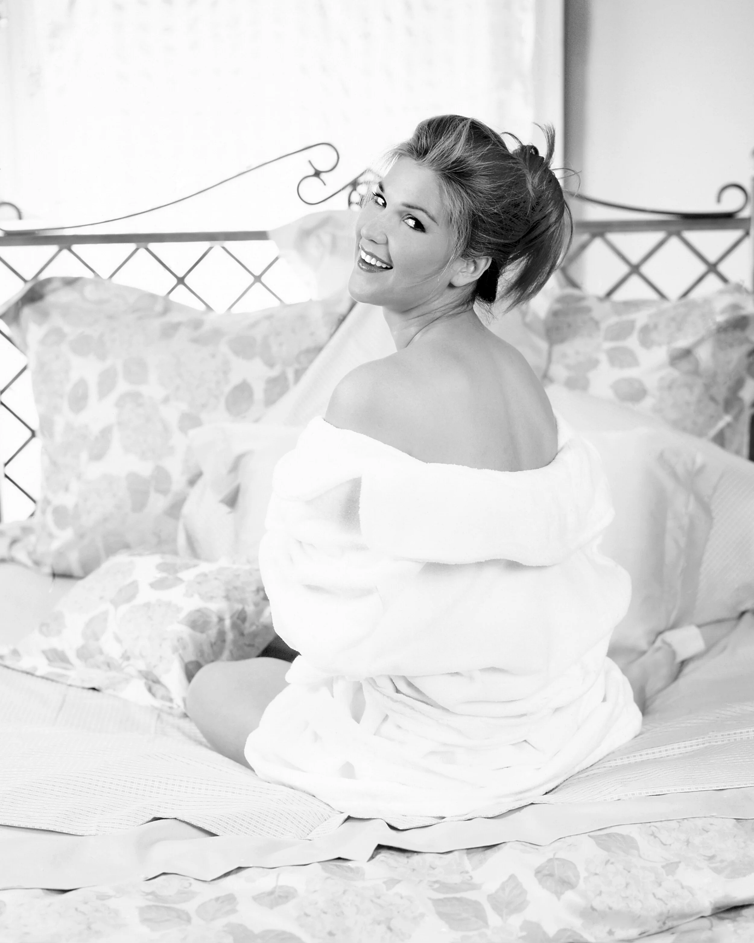 PERI GILPIN + JANE LEEVES-1.jpg