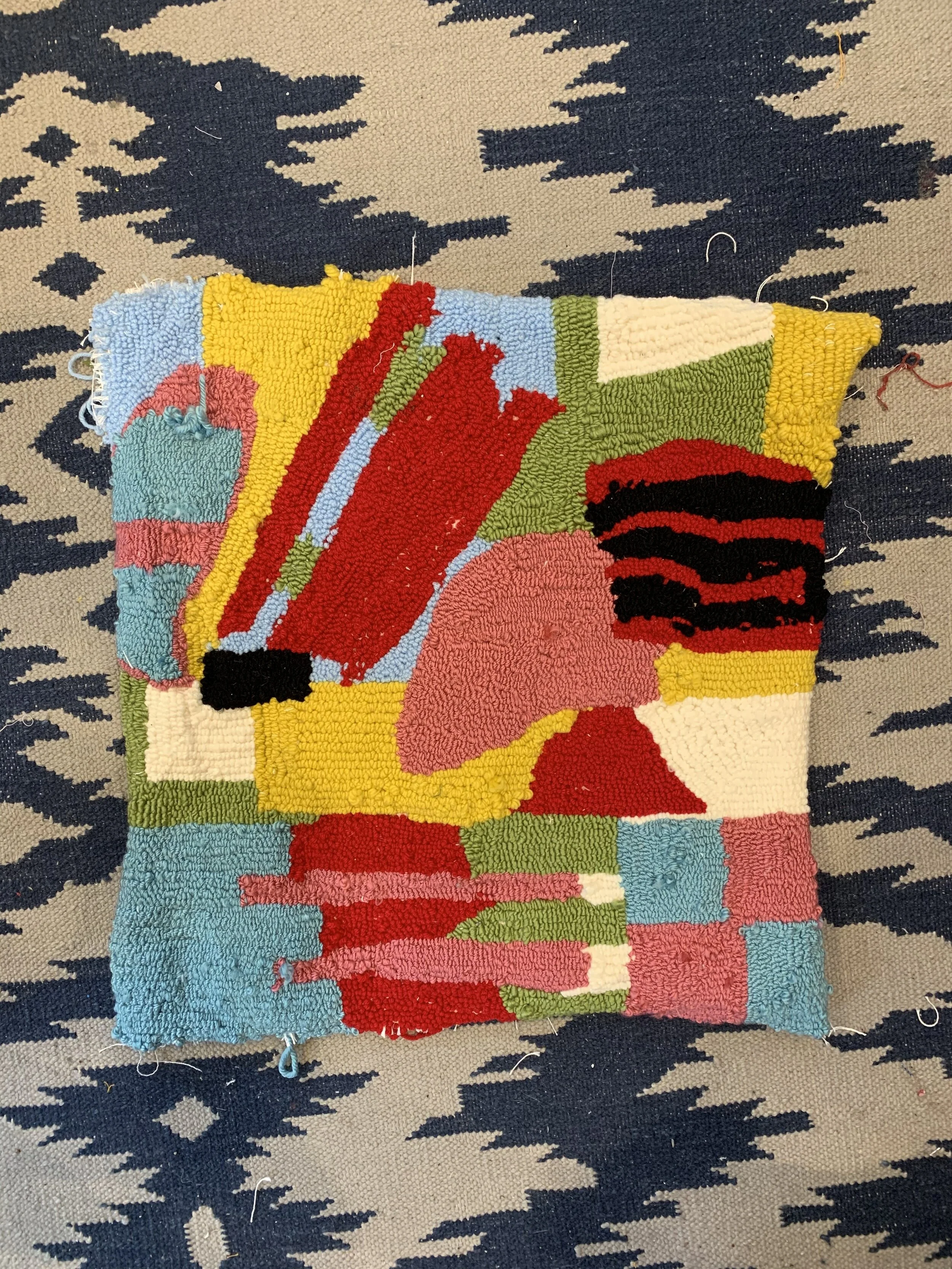 Machine Tufted Abstract Rug