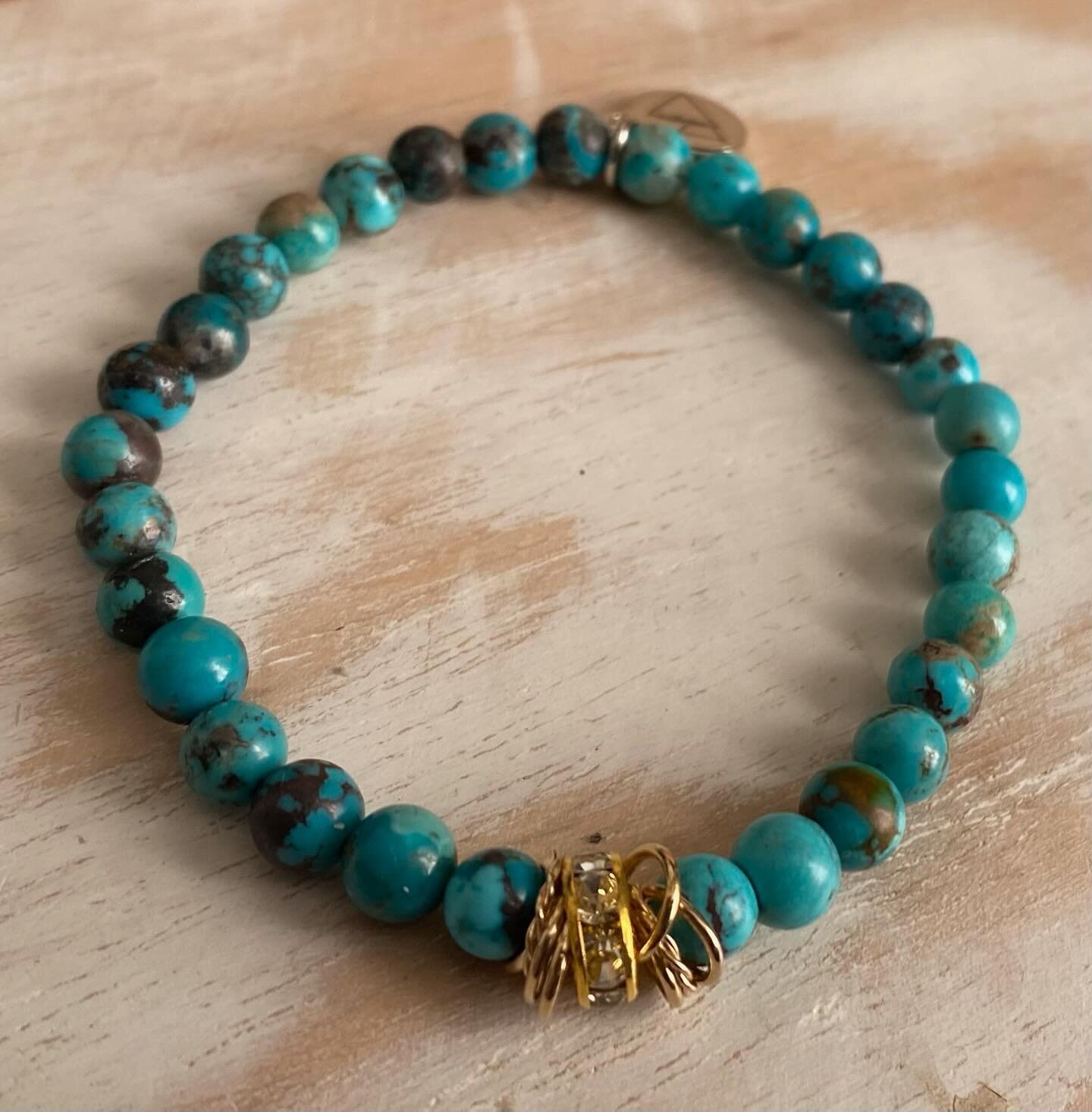 switching it up by adding a gold accent to this beautiful turquoise stone 💎 DM me to order 🤍 #smallbusiness #turquoise #customjewelry