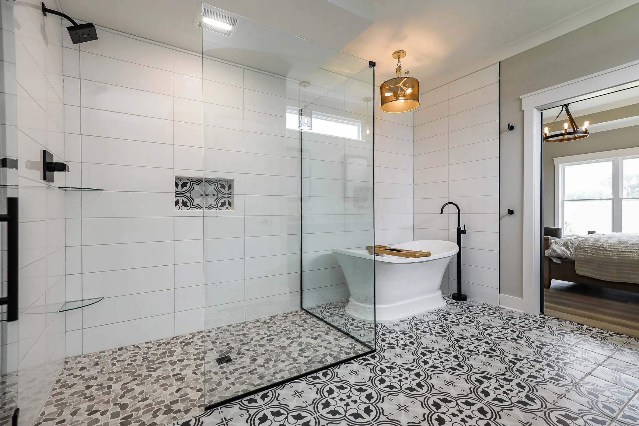 Master bathroom 13.jpg
