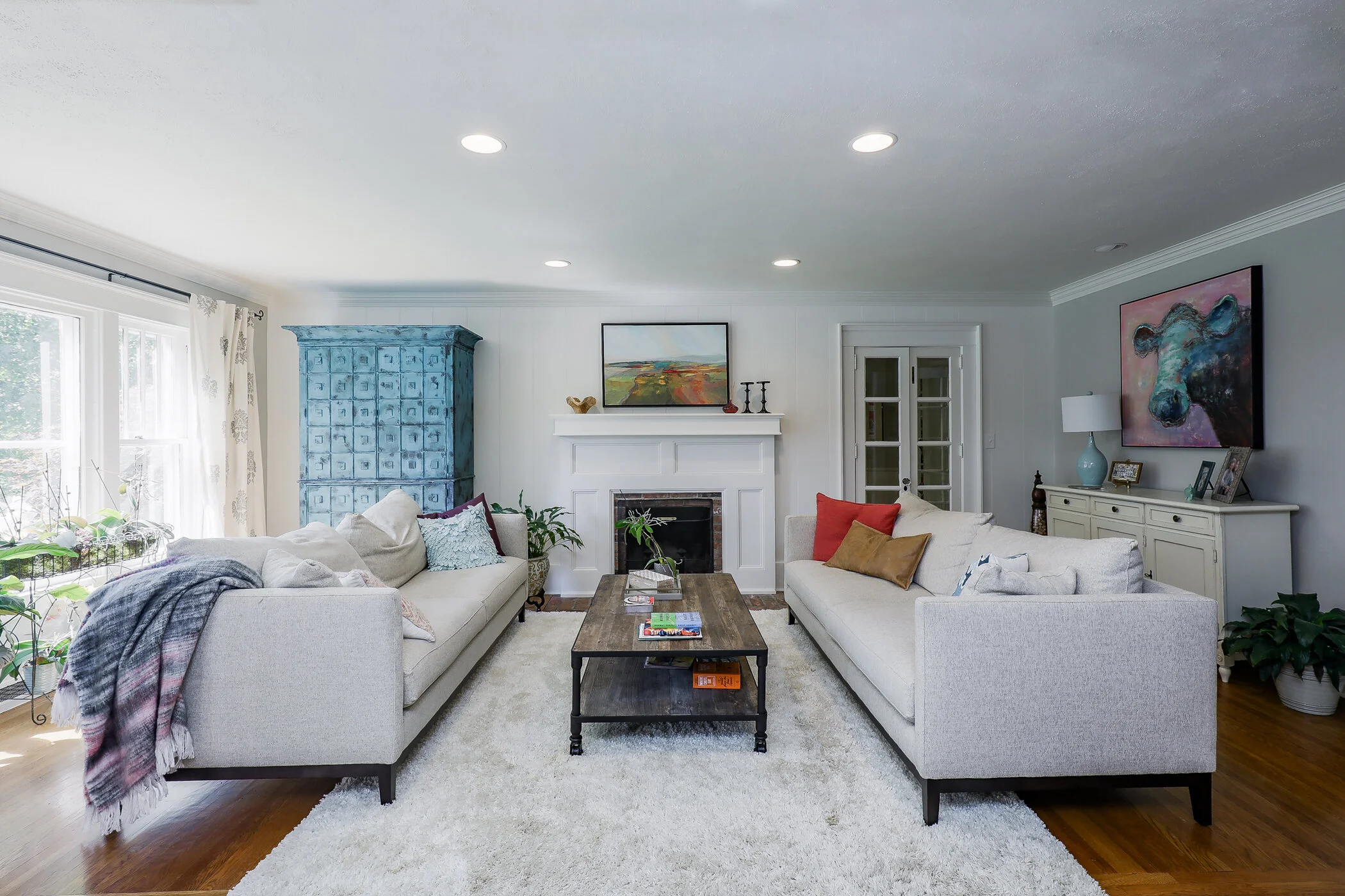 Living room.jpg