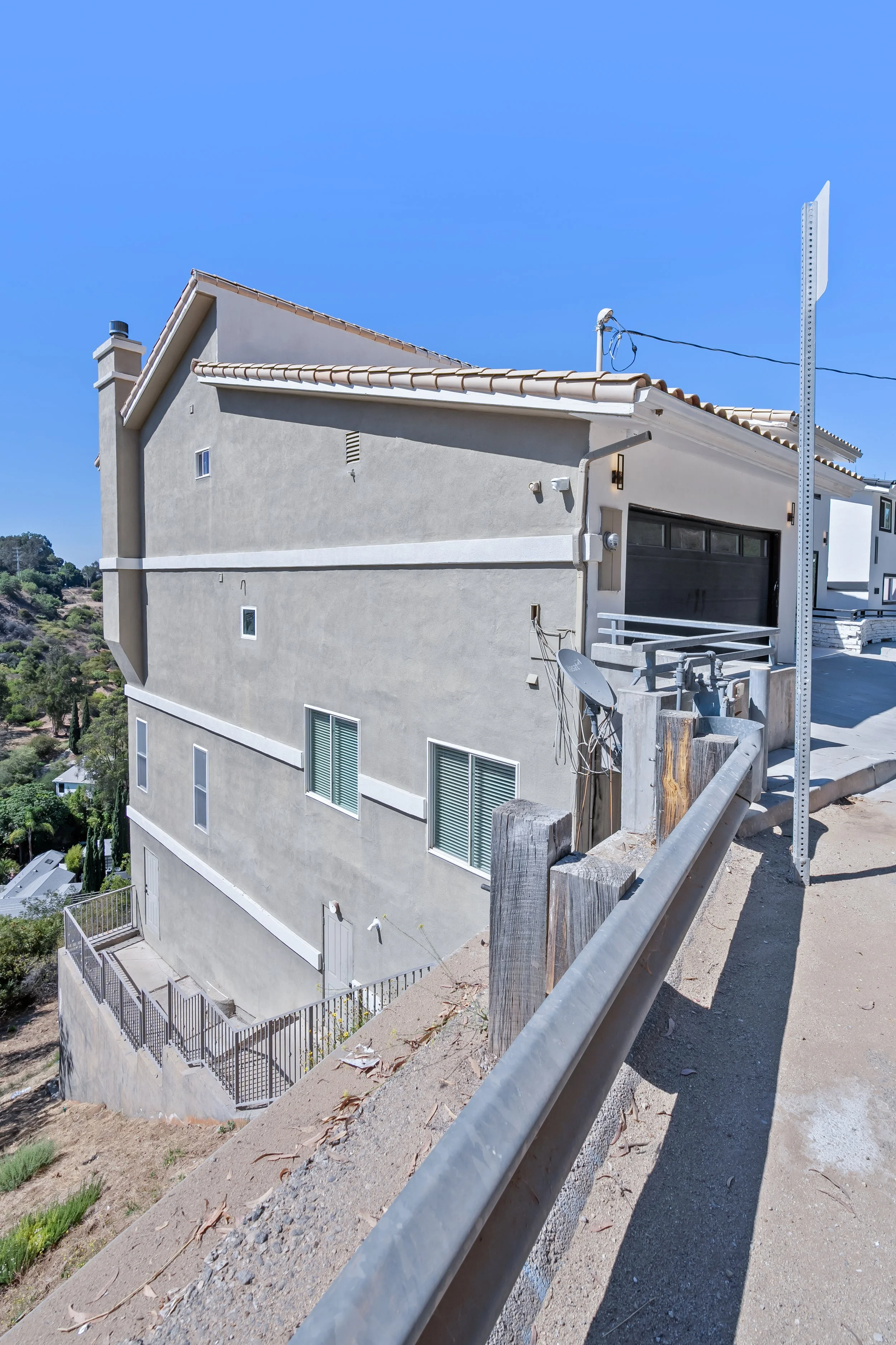8045 Bulwer Dr-Hi Res-5.jpg
