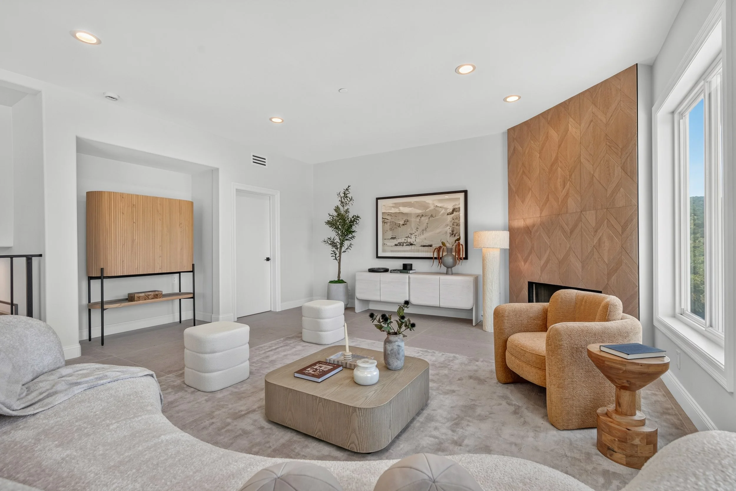 8045 Bulwer Dr-Hi Res-11.jpg