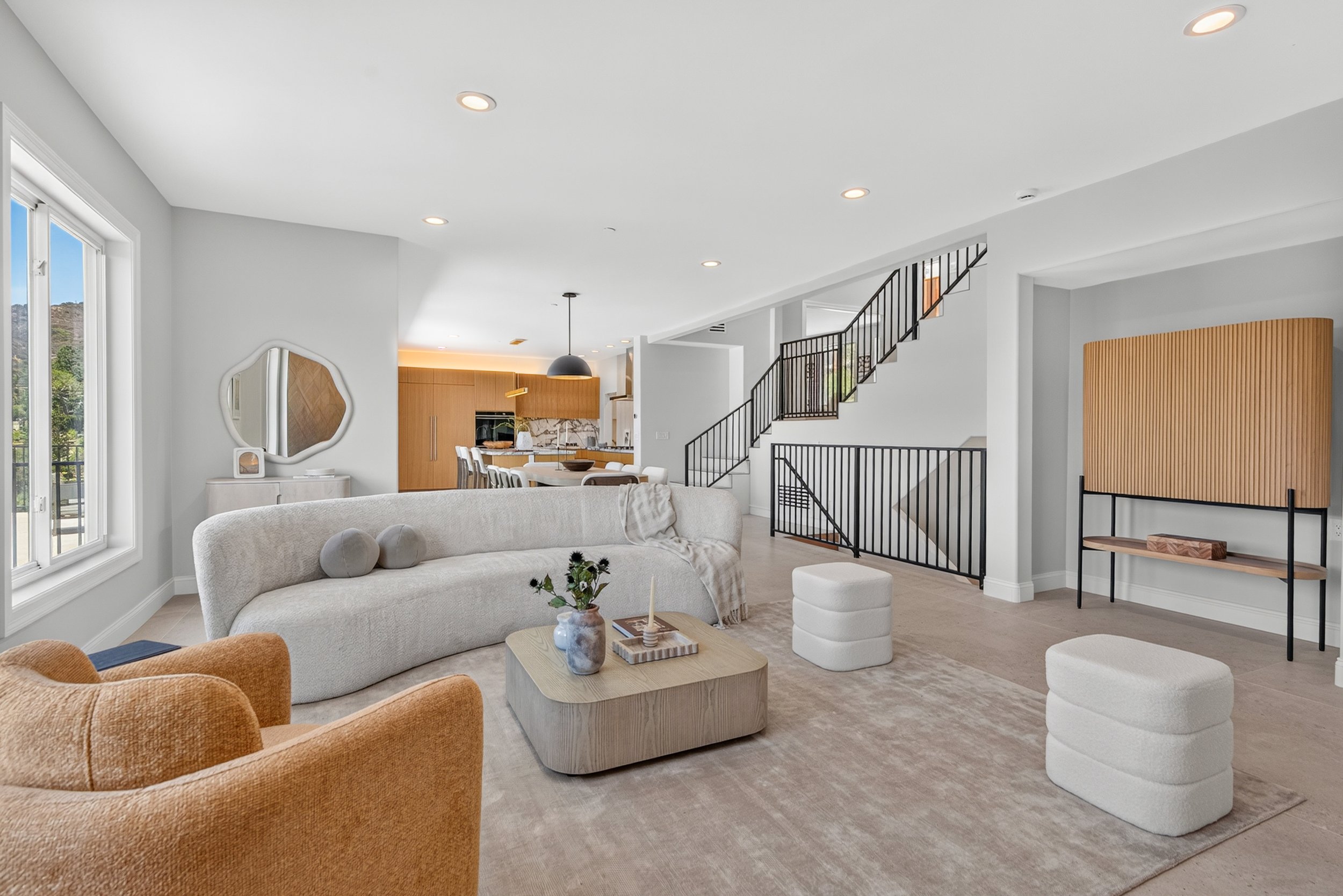 8045 Bulwer Dr-Hi Res-16.jpg
