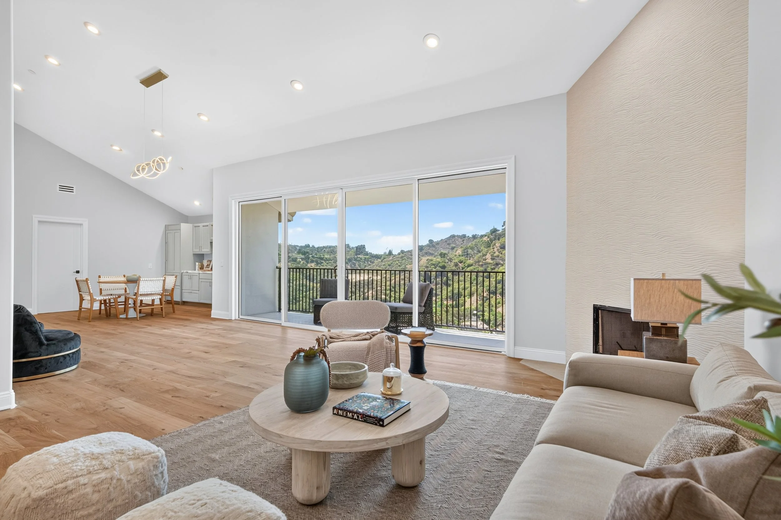 8045 Bulwer Dr-Hi Res-50.jpg