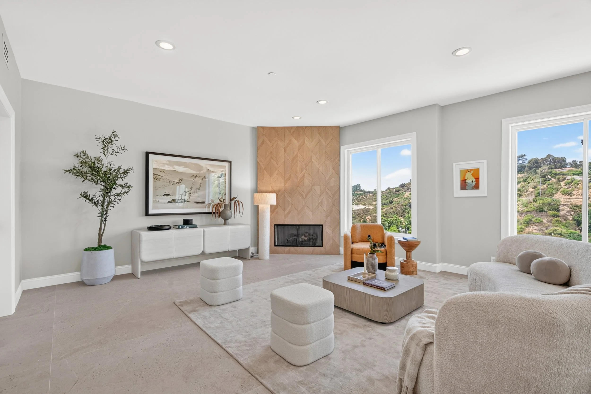 8045 Bulwer Dr-Hi Res-13.jpg