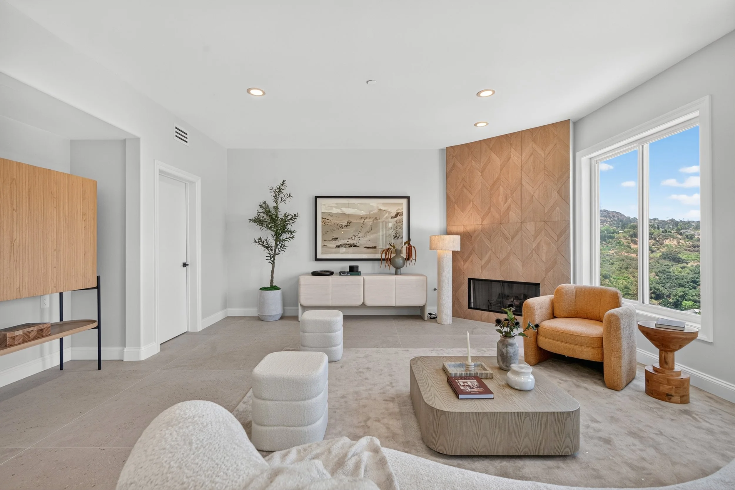 8045 Bulwer Dr-Hi Res-12.jpg