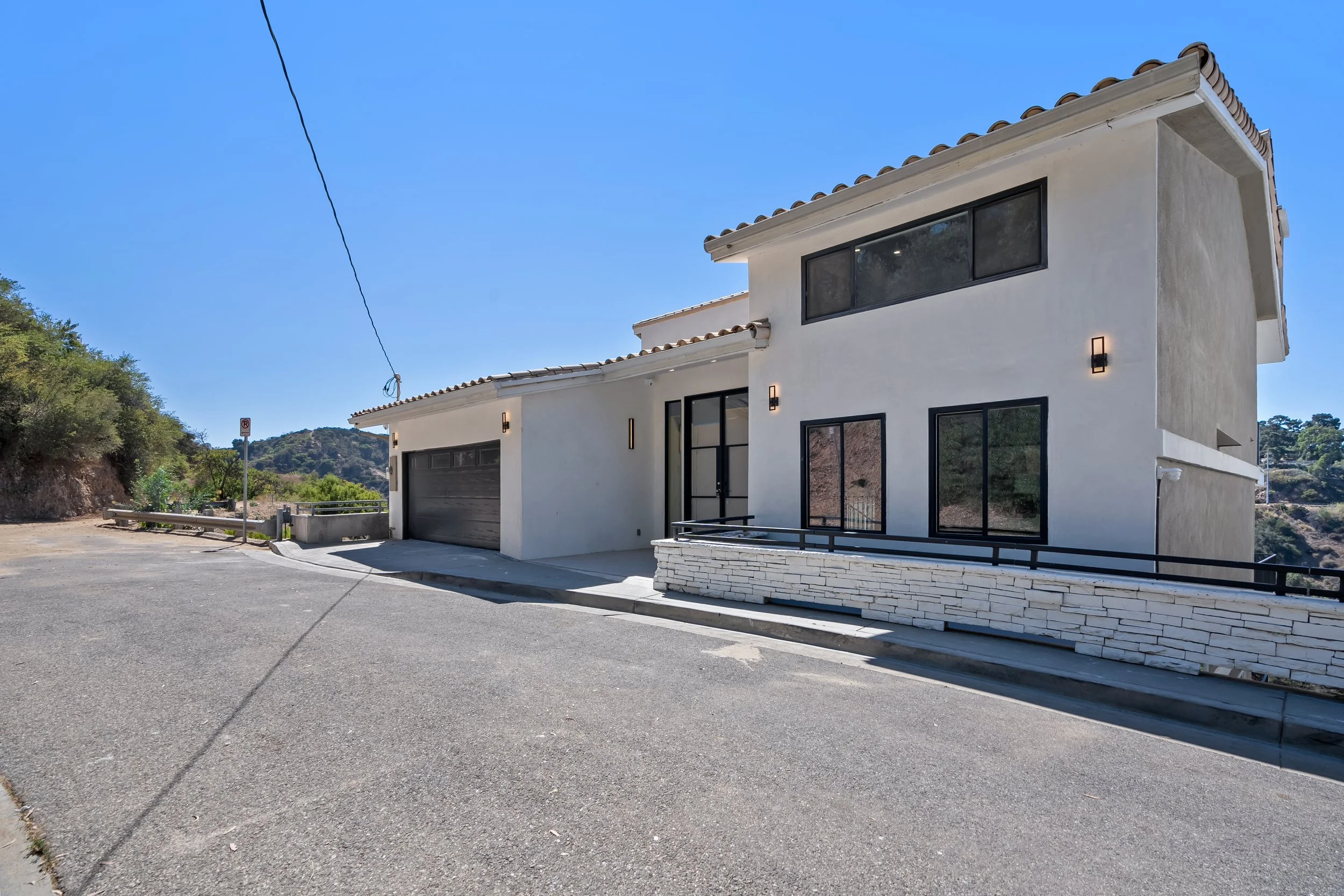 8045 Bulwer Dr-Hi Res-4.jpg
