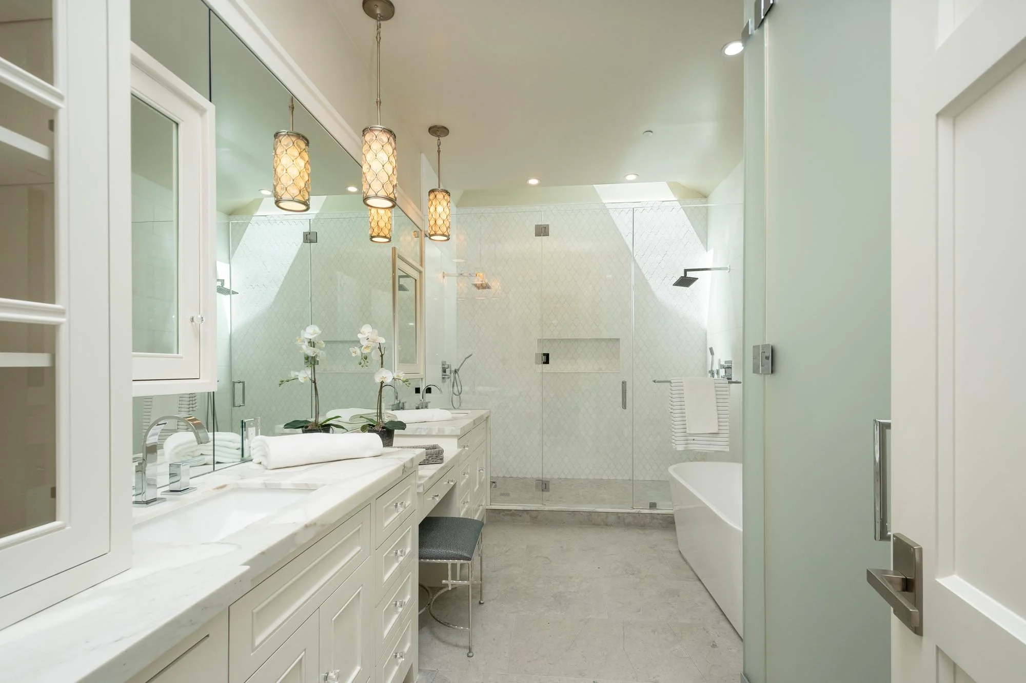 20 - Primary Bathroom - 1935 Webster.jpg