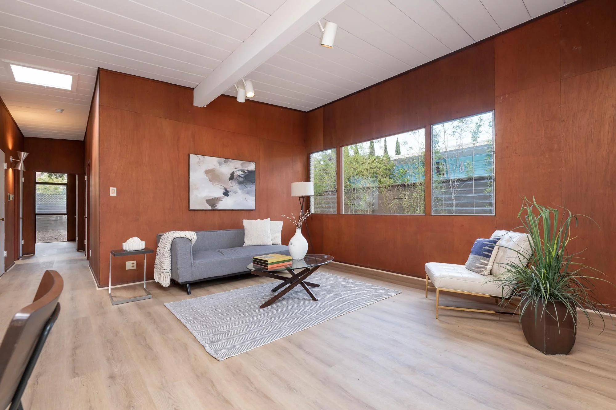 04- Living Room - 464 Tennessee.jpg