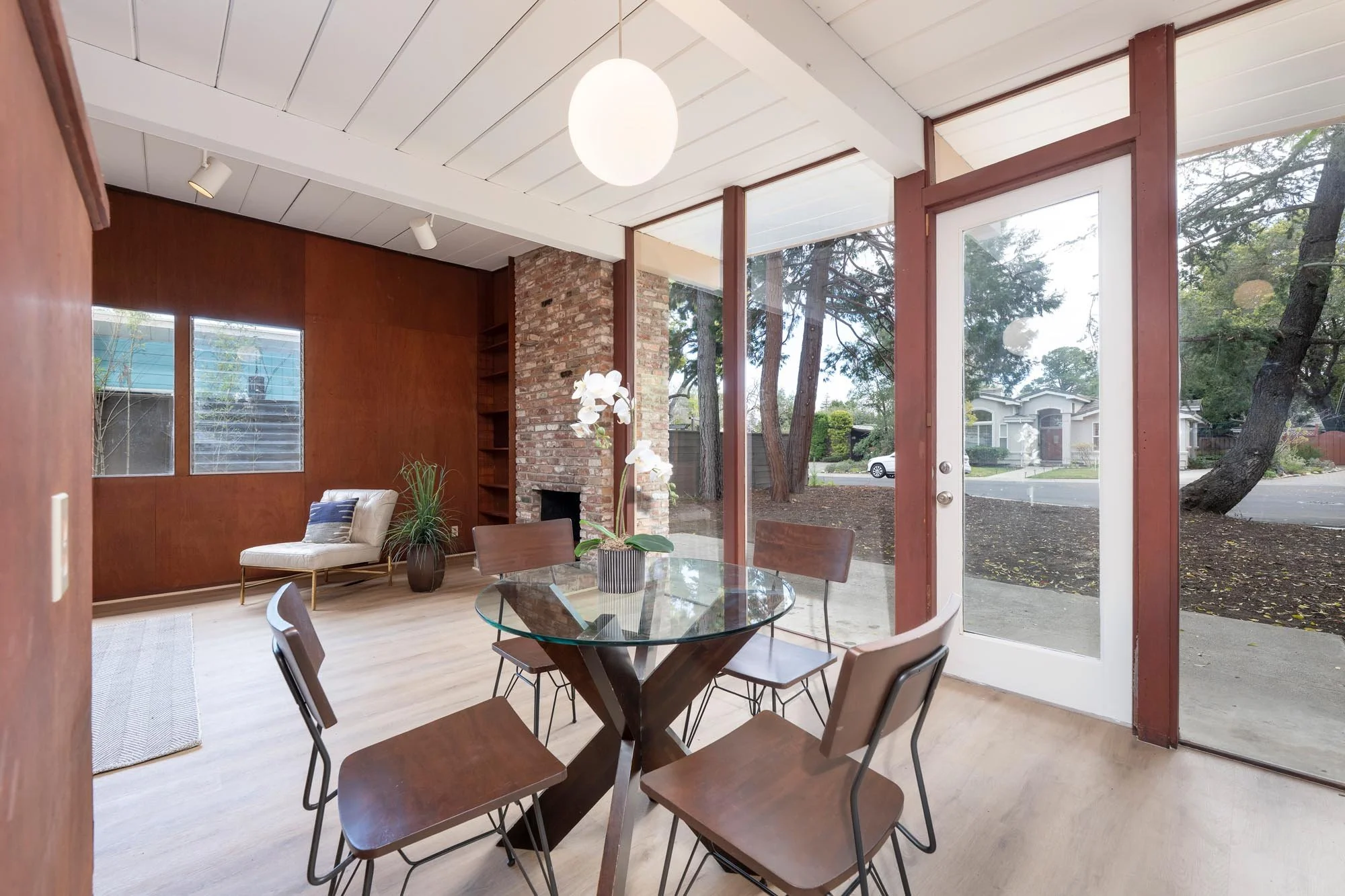 06- Dining Room - 464 Tennessee.jpg