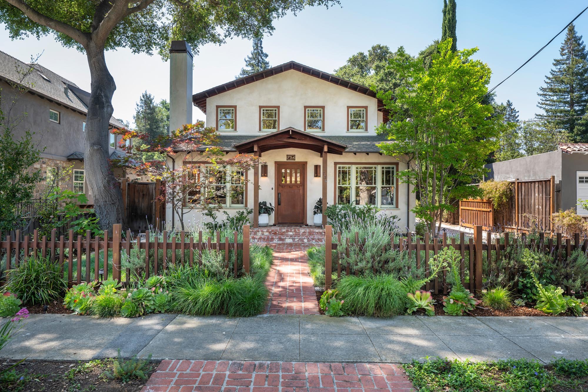 01 - Front Exterior - 734 Guinda.jpg