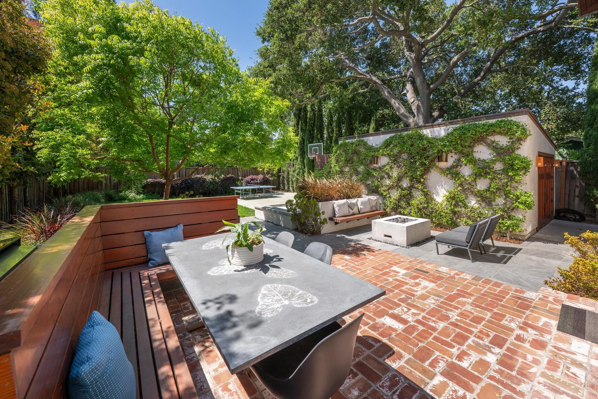 32 - Patio Area - 734 Guinda.jpg