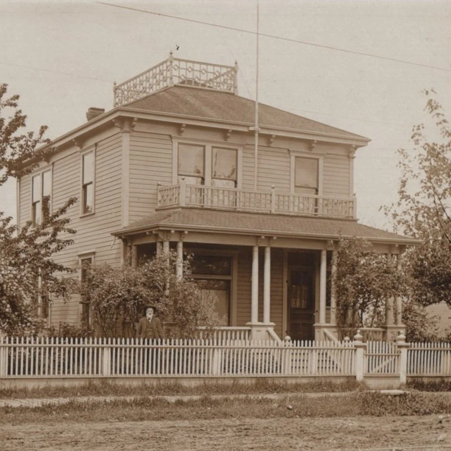 RPPC_South+Park_Unidentified+House_Obverse.jpg