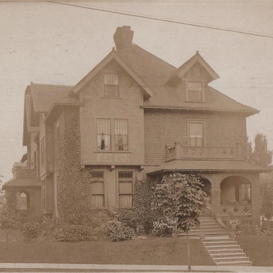 RPPC_WA_Seattle_1303 Summit Ave_Obverse_CROP.jpg