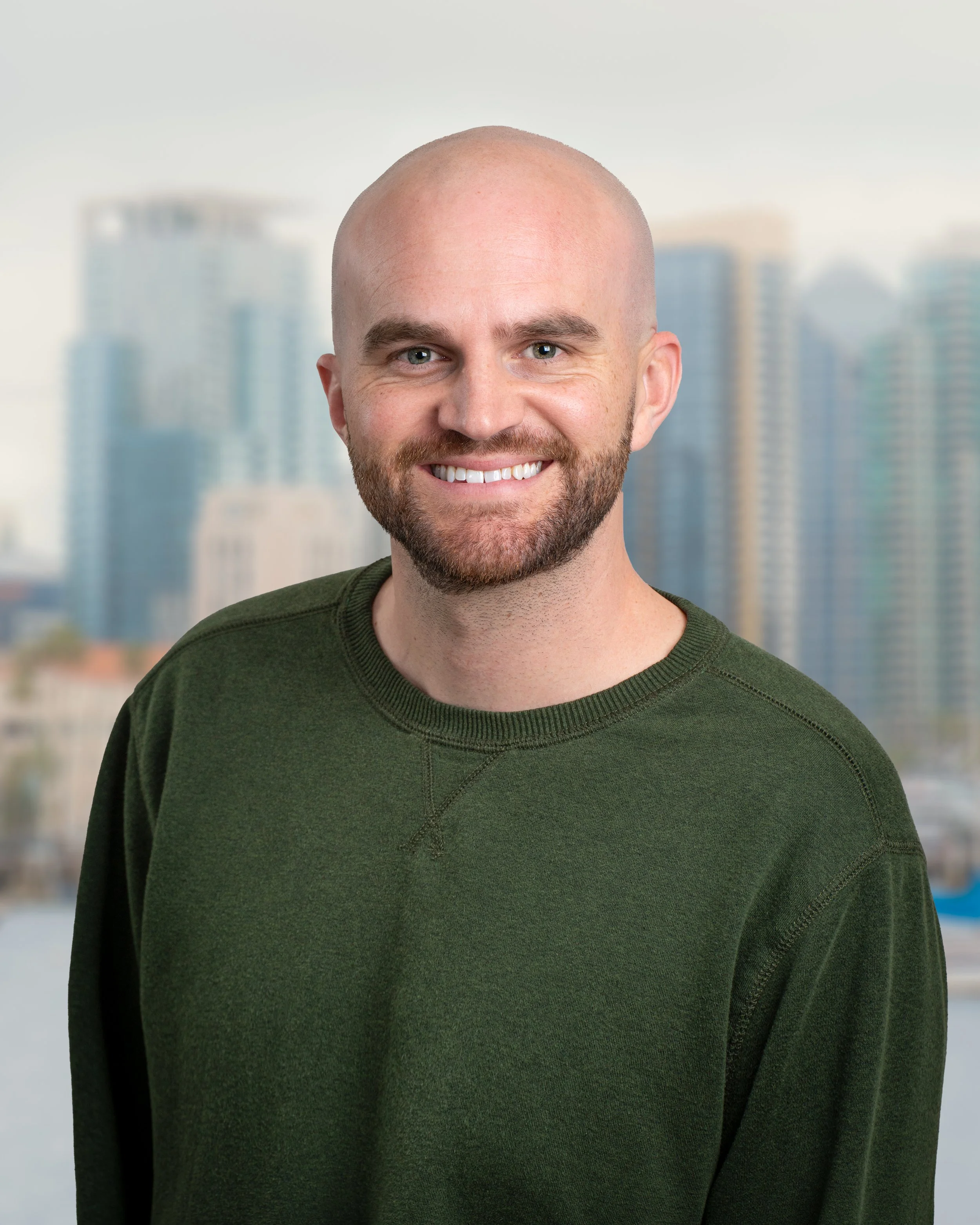 Headshot of Derek Smith