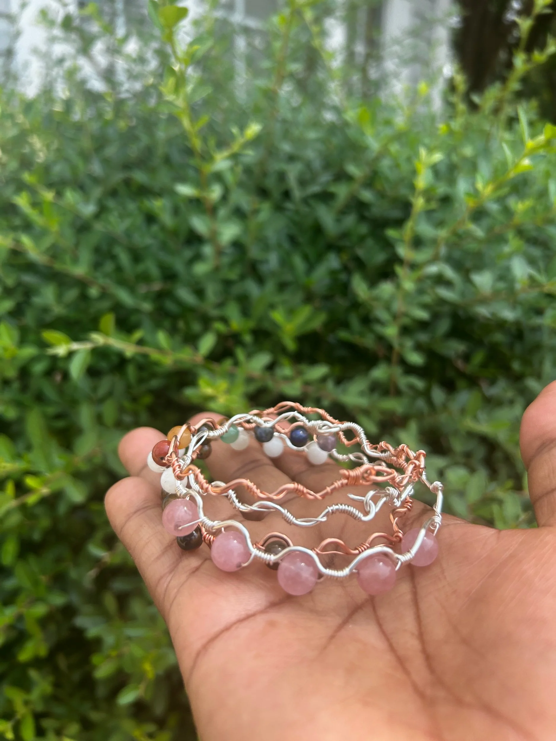 Unisex: Crystal Wire Bracelets (Various stones)