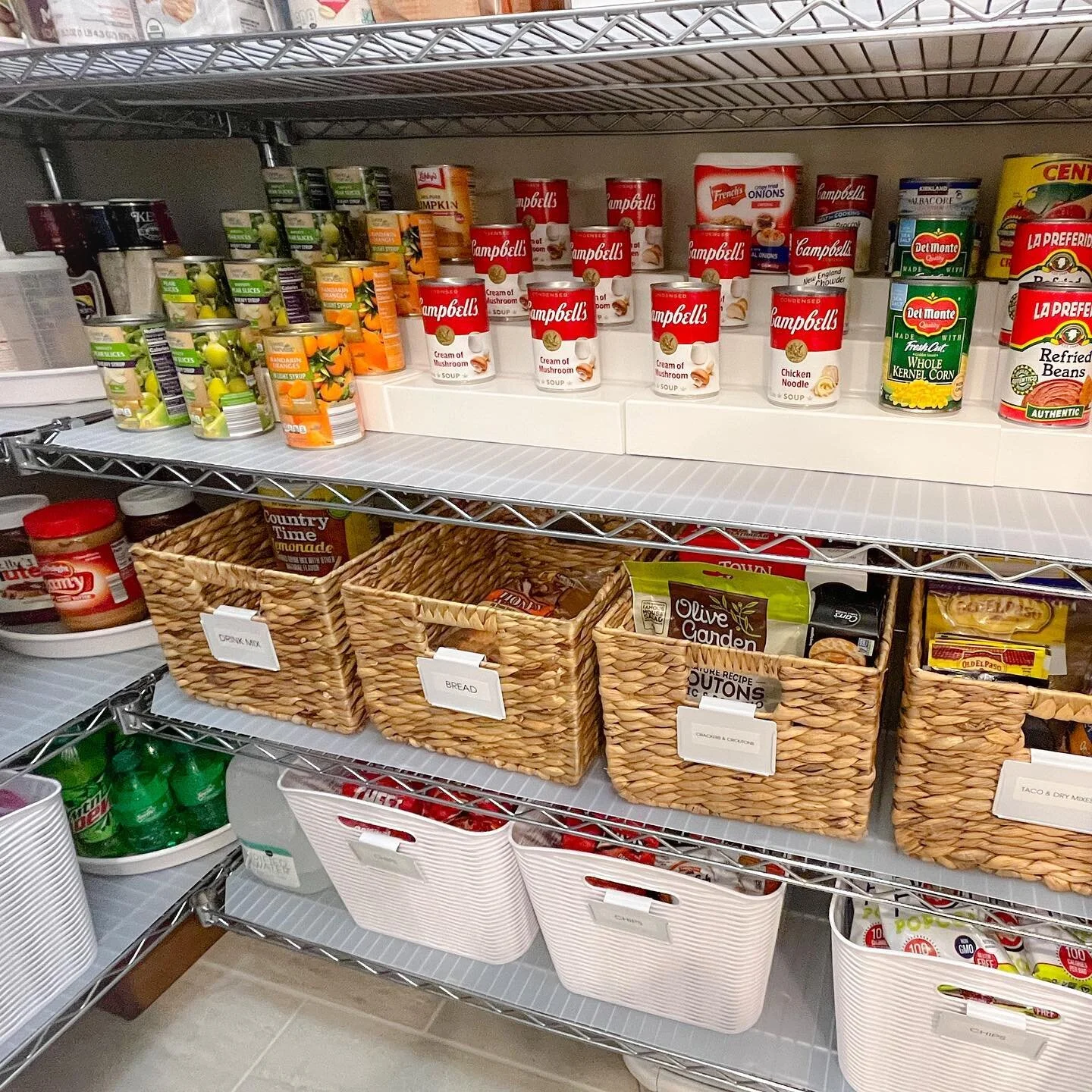 We had a great time setting up this pantry for our fun client! The plan came together perfectly for this one.