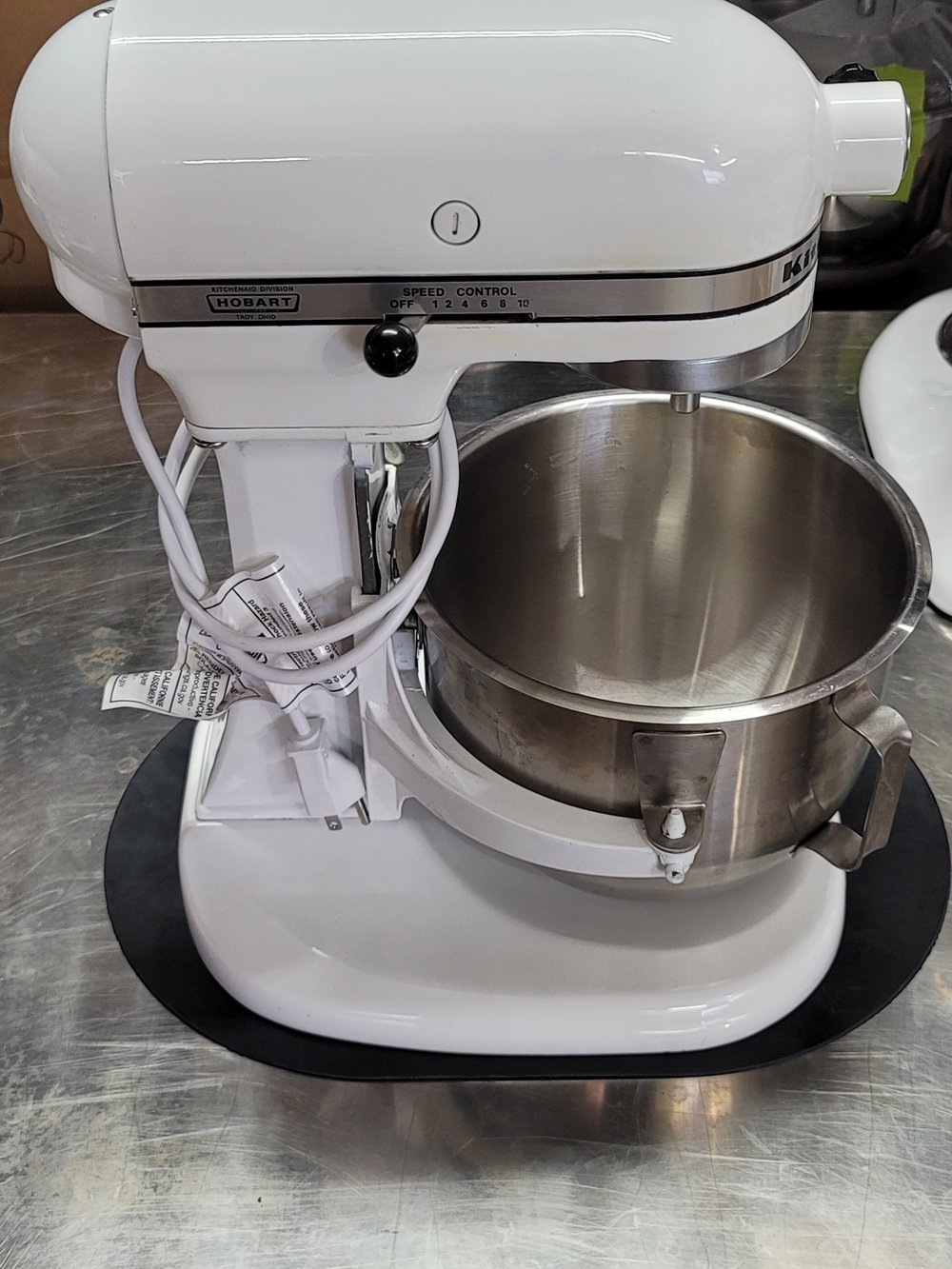 KitchenAid K5SS Heavy Duty 10-Speed Stand Mixer with 5 qt Bowl and  Attachments