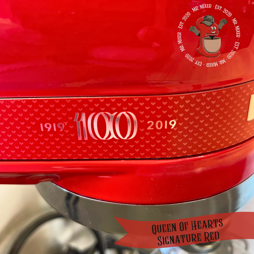 #705 Queen Of Hearts Signature Red (7).png