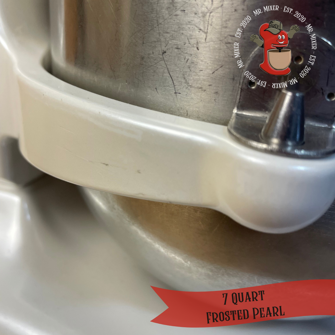#564 7 Quart Frosted Pearl (10).png