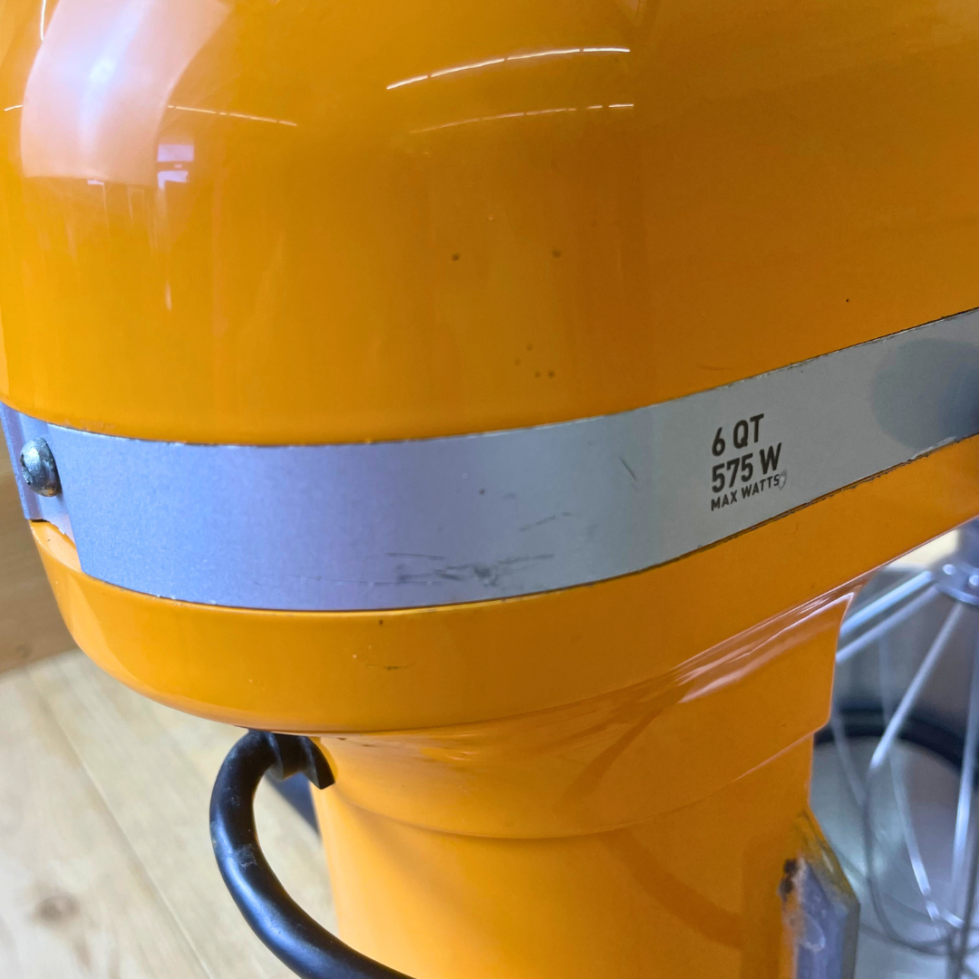 #778 Professional 600 Tangerine (9).png