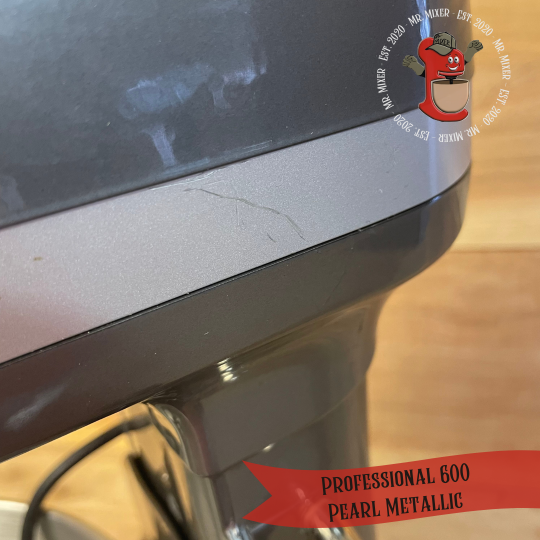 #556 Professinal 600 Pearl Metallic (7).png