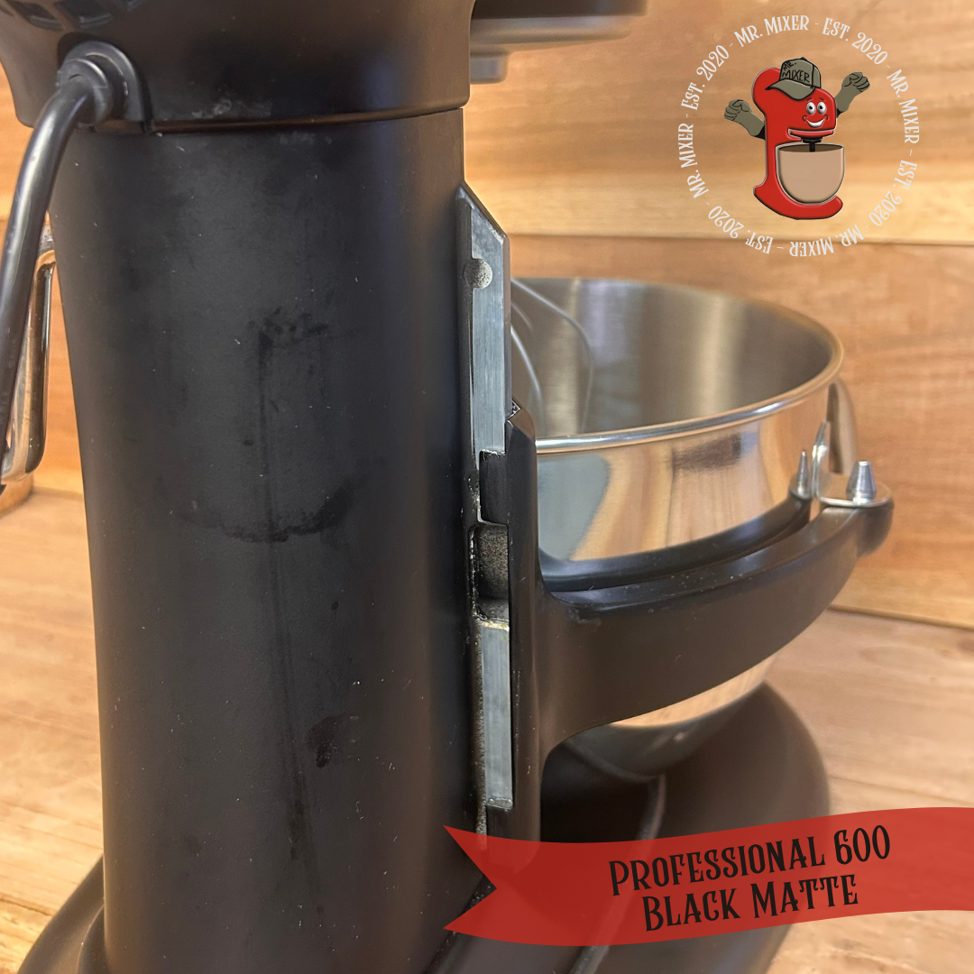 #213 Professional 600 Black Matte (7).png