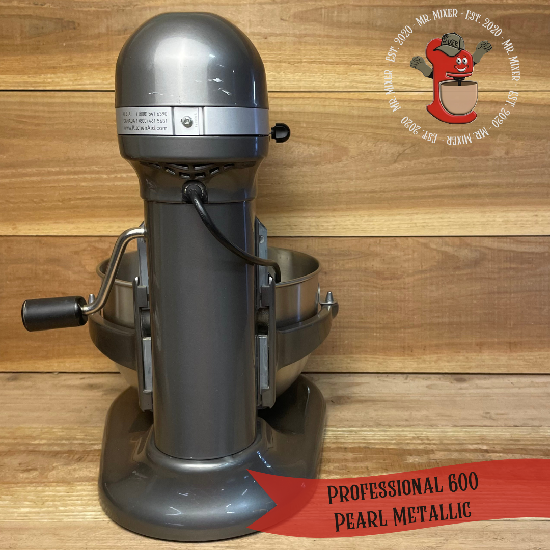 #556 Professinal 600 Pearl Metallic (4).png